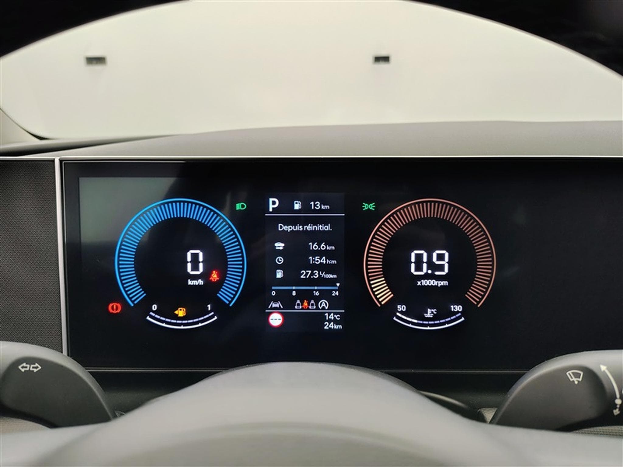 Hyundai Tucson 1.6 T-GDi 150cv DCT Feel CARPLAY / FULL LED / CAMERA (2025) - Photo 10