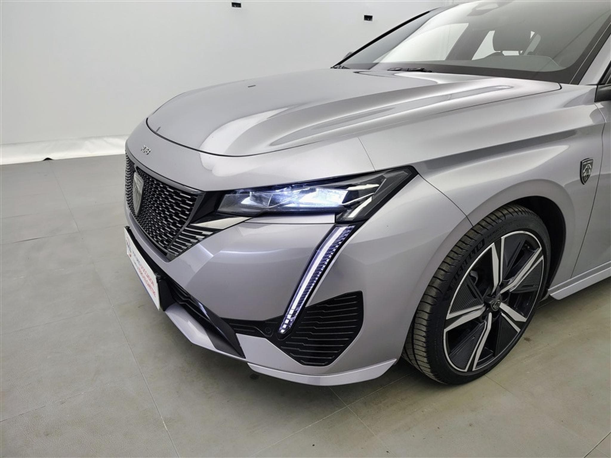 Peugeot 308 1.2 PureTech 130Cv EAT8 GT S-CUIR / NAVI / FULL LED (2024) - Photo 15