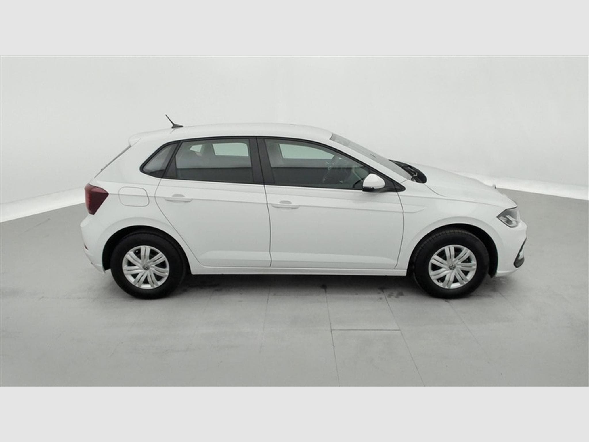 VW Polo 1.0 MPI 80cv Life CARPLAY / FULL LED / PDC AR (2026) - Photo 24