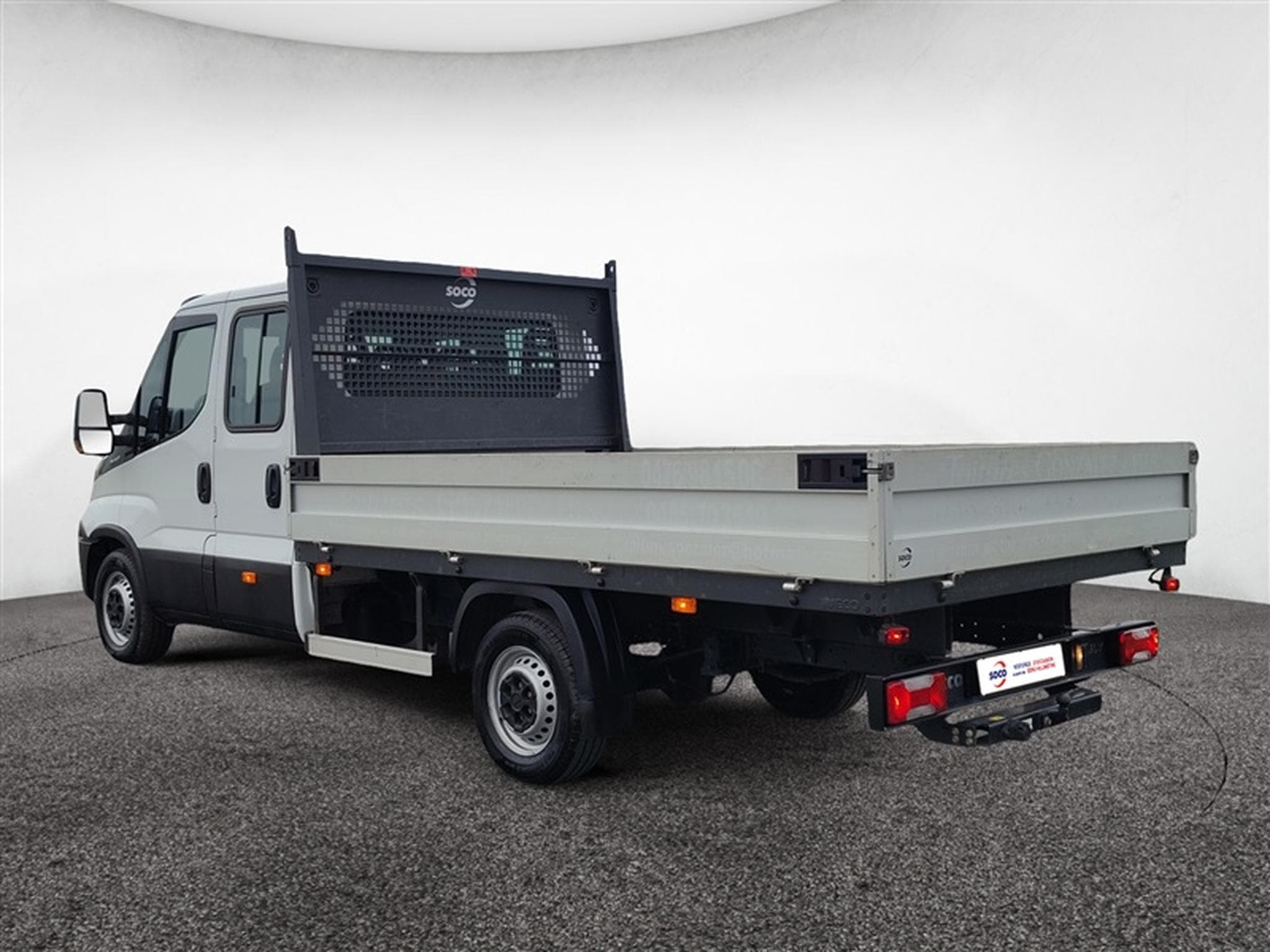 Iveco Daily Daily Plateau DBL Cabine 2.3 CDTI 136 CV (2018) - Photo 2