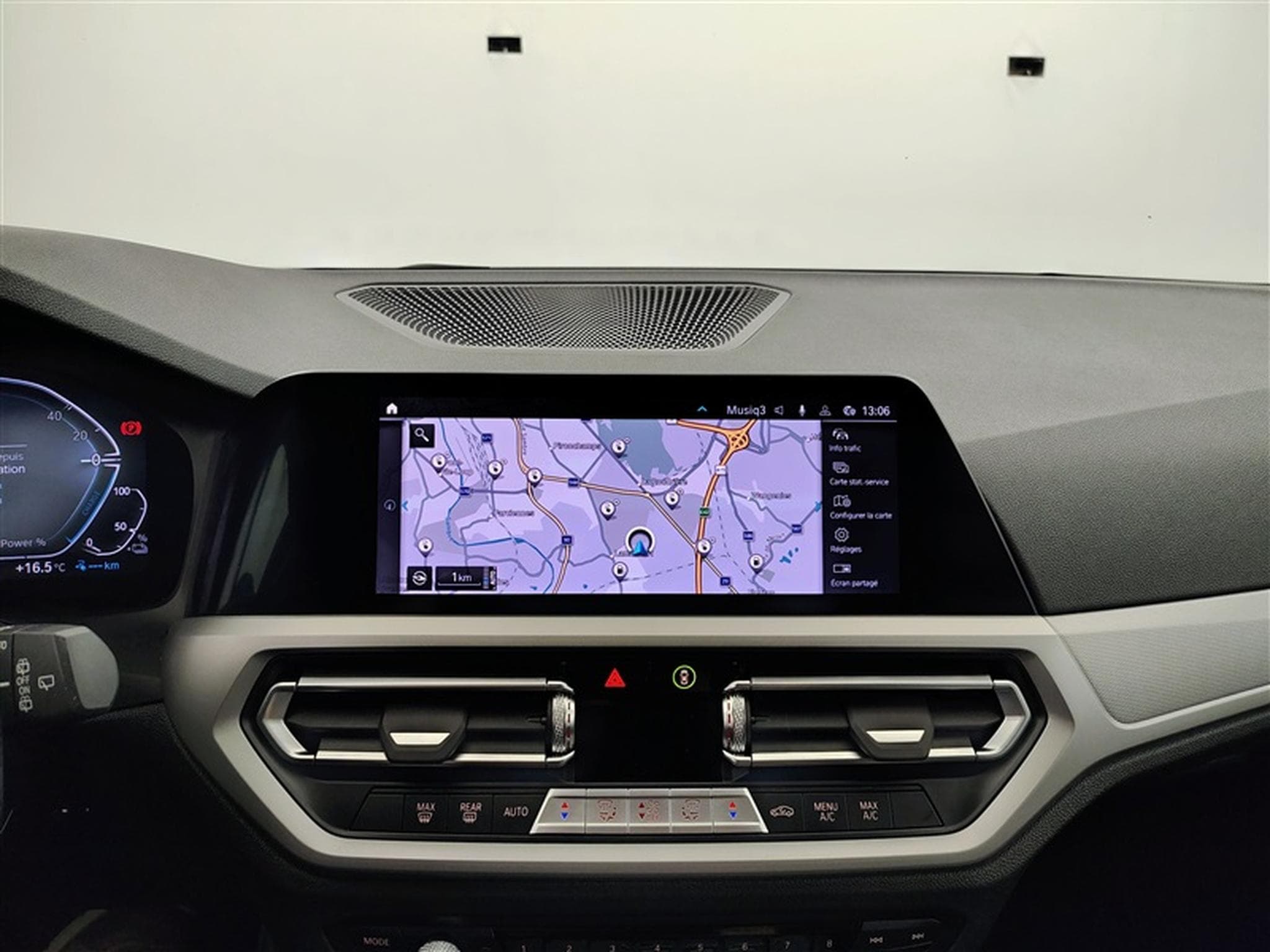 BMW 320 320eA PHEV CUIR/NAVI/FULL LED/JA/PDC (2022) - Photo 11