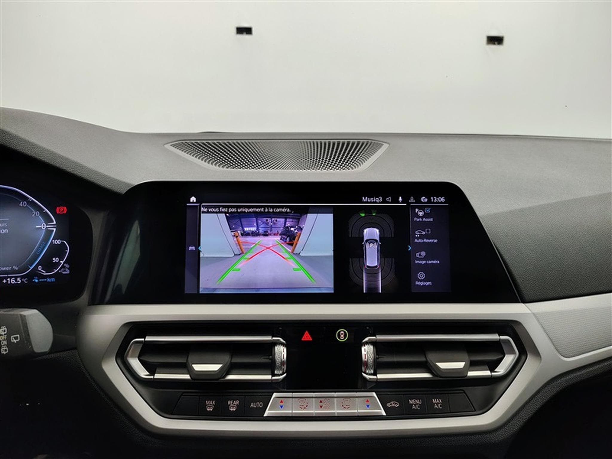BMW 320 320eA PHEV CUIR/NAVI/FULL LED/JA/PDC (2022) - Photo 18