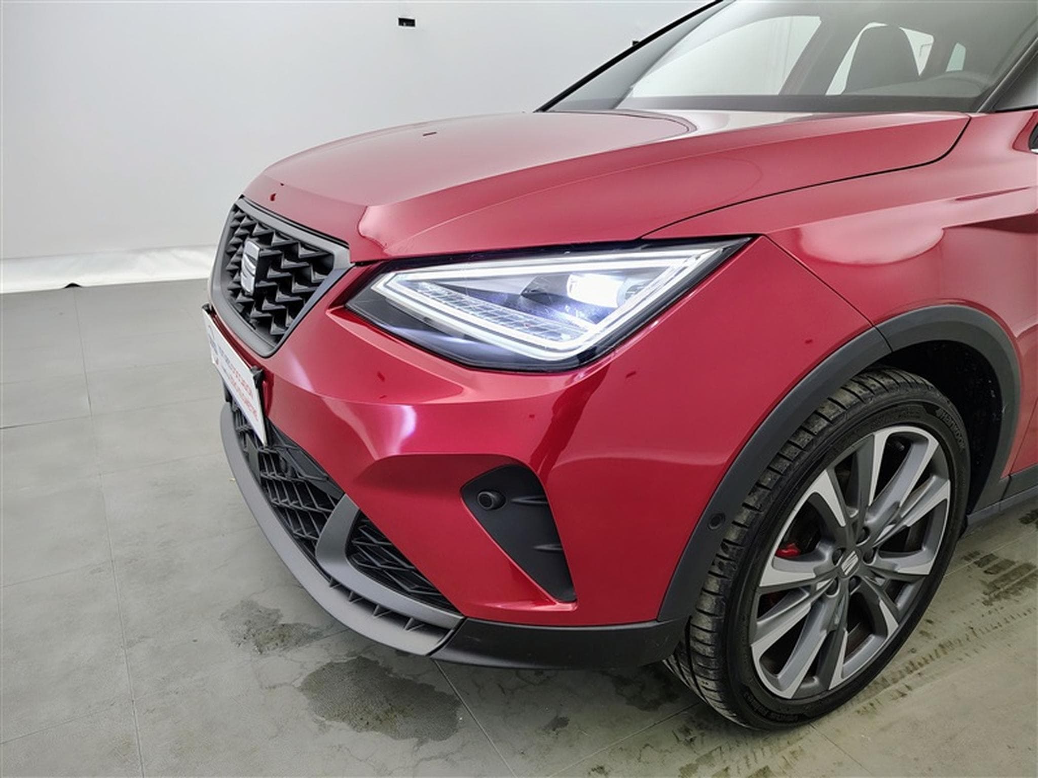 Seat Arona 1.0 TSI 115cv FR NAVI / FULL LED / SIEGES SPORT / CAMERA (2025) - Photo 15