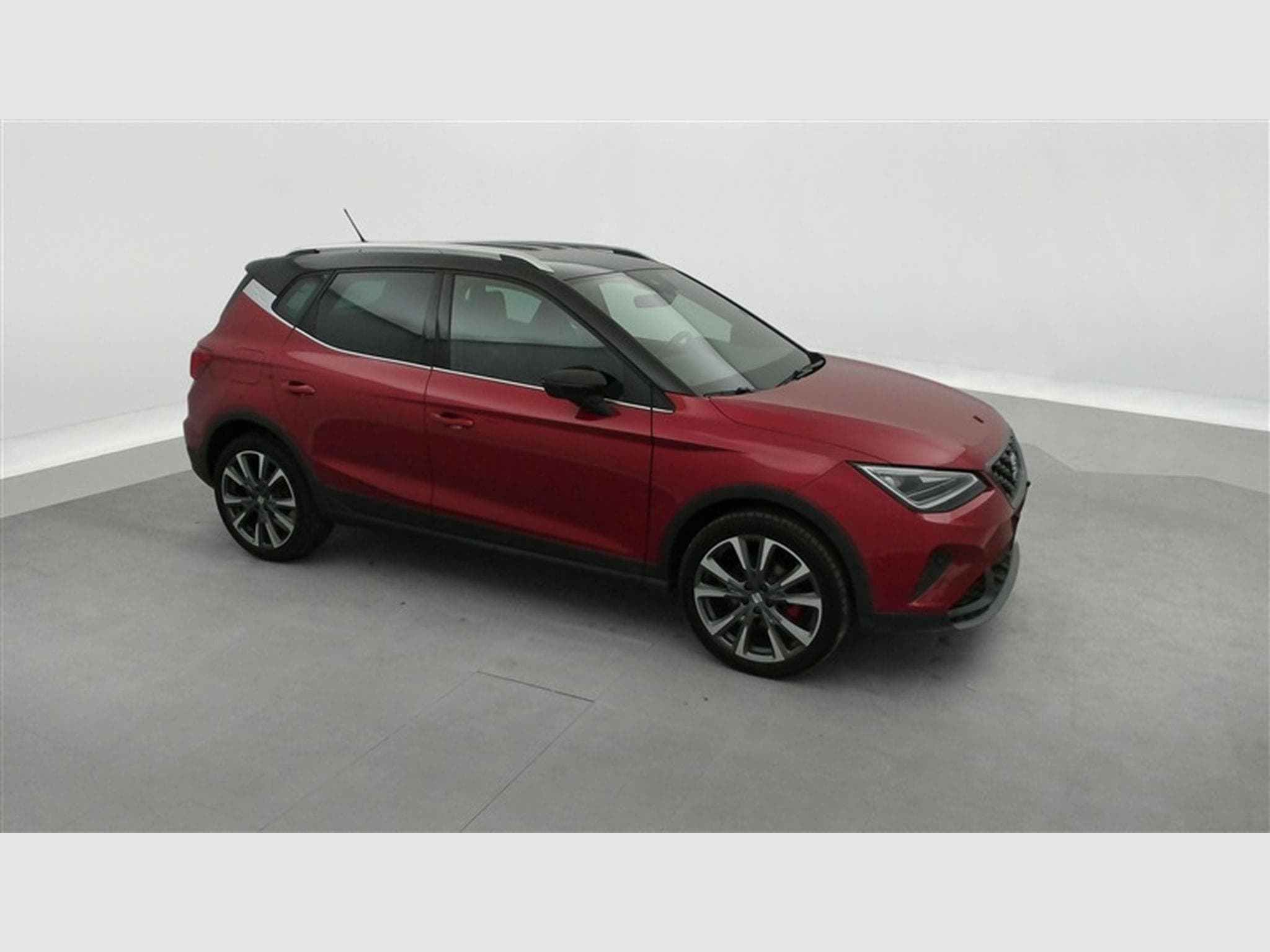 Seat Arona 1.0 TSI 115cv FR NAVI / FULL LED / SIEGES SPORT / CAMERA (2025) - Photo 23