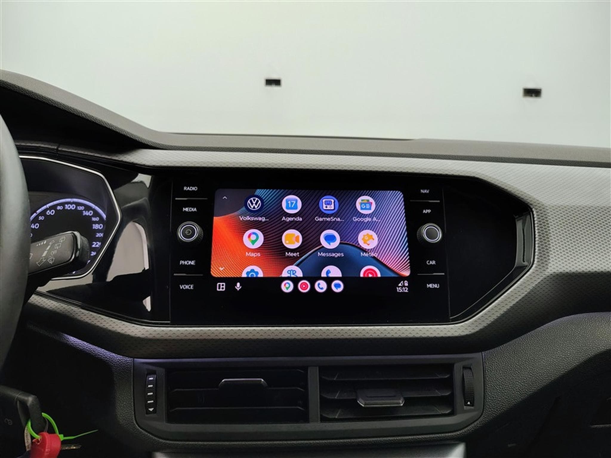VW T-Cross 1.0 TSI Active NAVI/JA/PDC (2022) - Photo 20