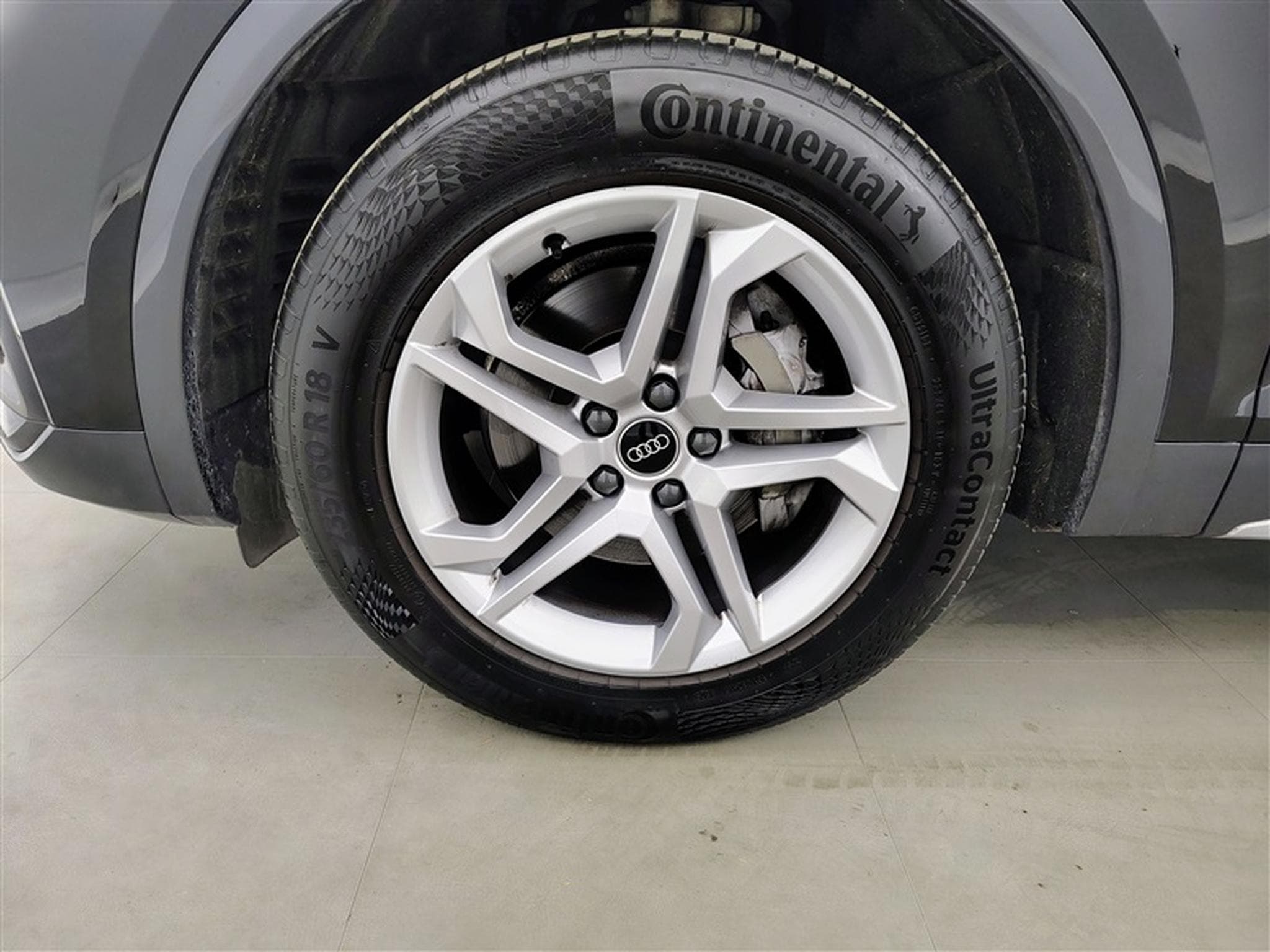 Audi Q5 35 TDi Business Edition Advanced S tronic (2023) - Photo 6