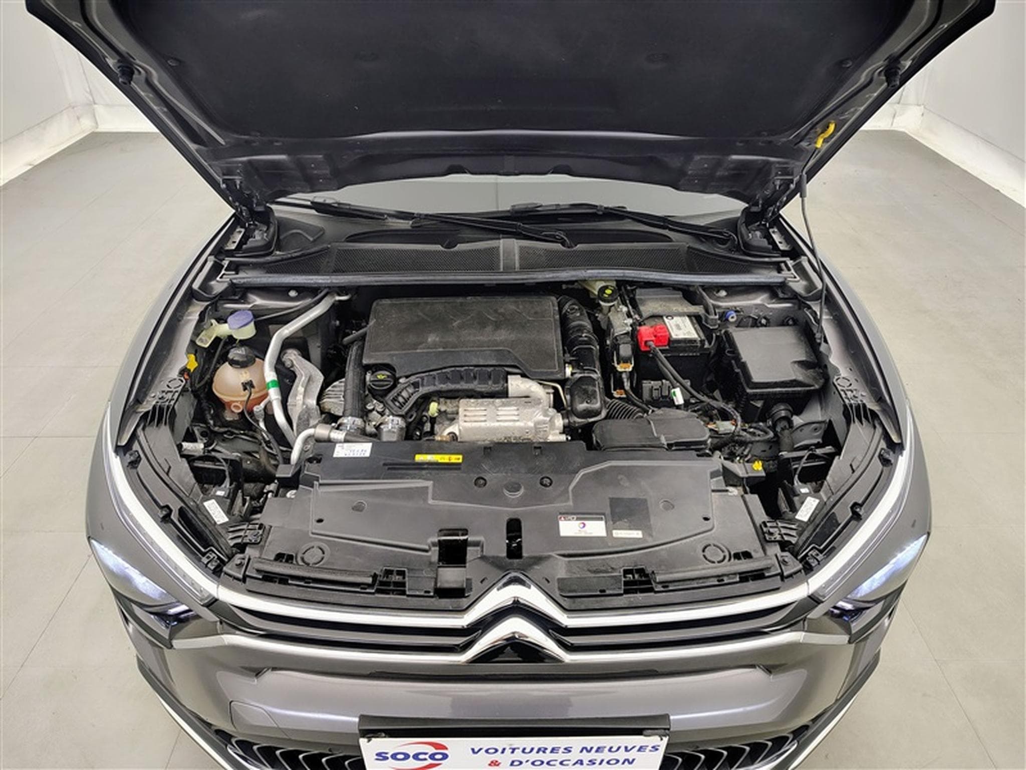 Citroen C5 X 1.2 PureTech 130cv EAT8 Plus NAVI / CAMERA (2024) - Photo 19