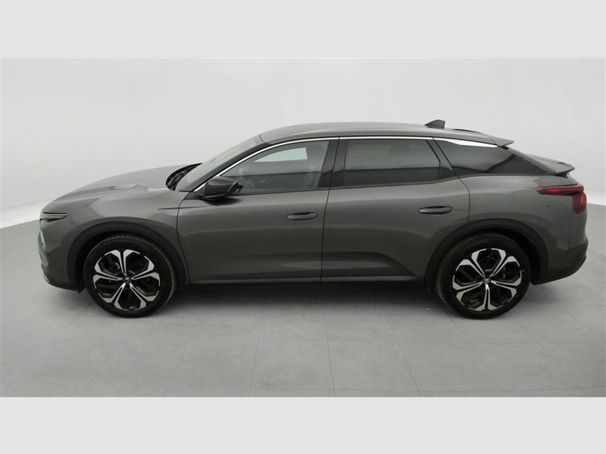 Citroen C5 X 1.2 PureTech 130cv EAT8 Plus NAVI / CAMERA (2024) - Photo 3