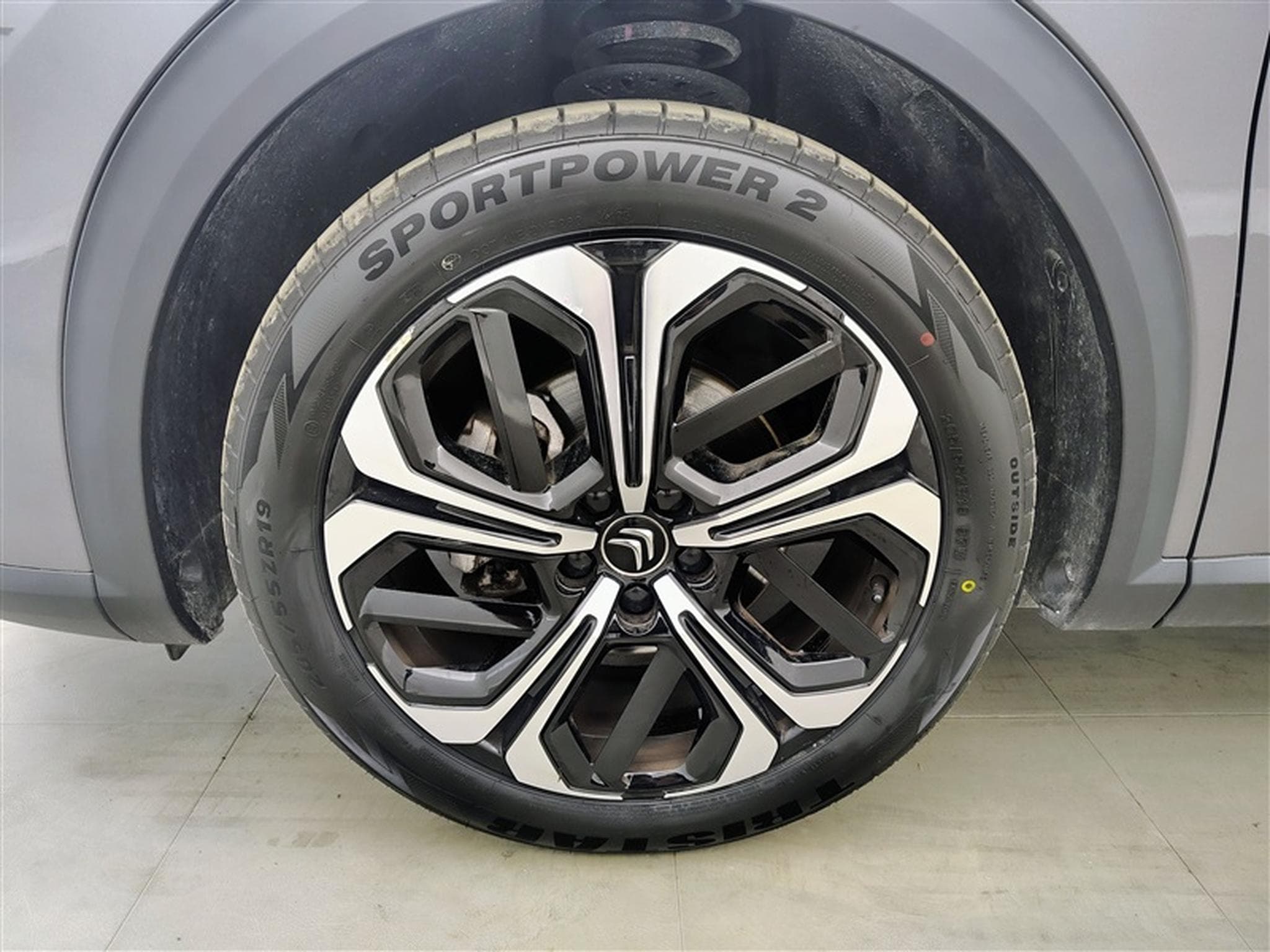 Citroen C5 X 1.2 PureTech 130cv EAT8 Plus NAVI / CAMERA (2024) - Photo 6