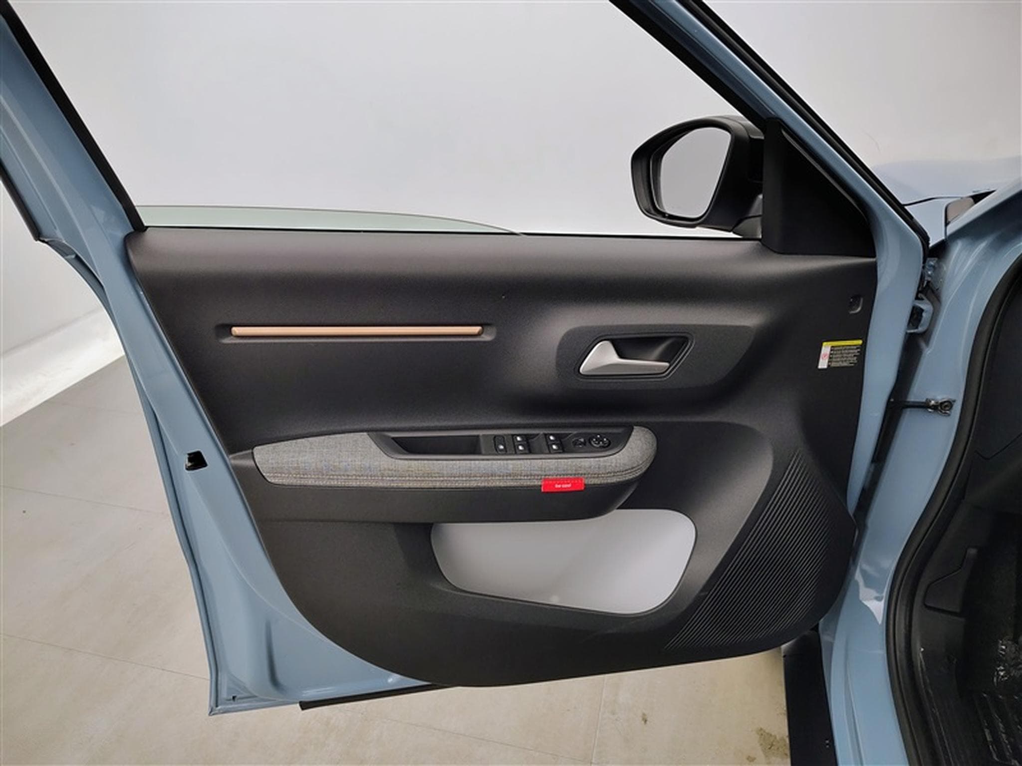 Citroen C3 Aircross 1.2 Hybrid 145cv e-DCS6 Plus CARPLAY / CAMERA / PDC AV+AR (2026) - Photo 16