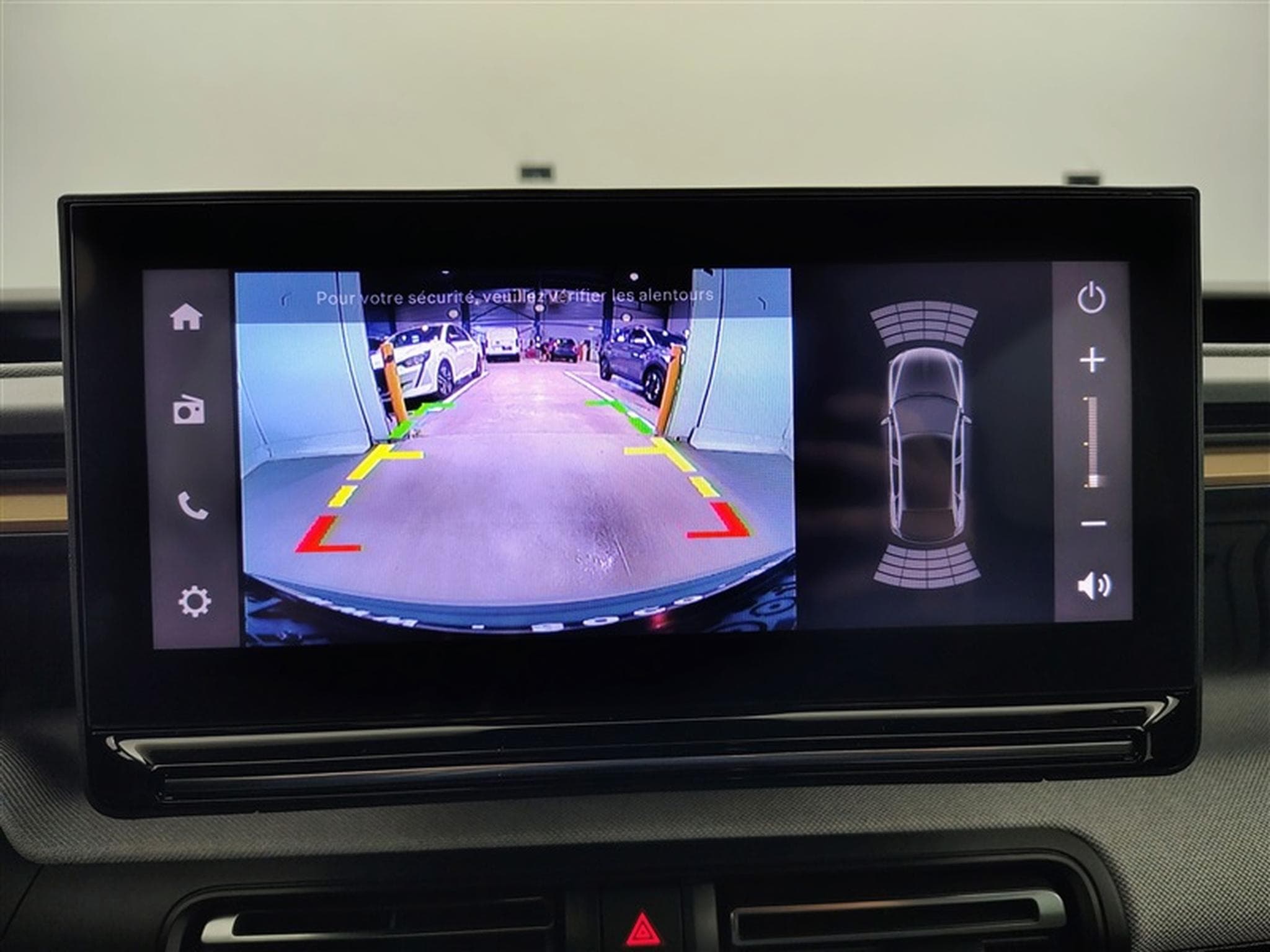 Citroen C3 Aircross 1.2 Hybrid 145cv e-DCS6 Plus CARPLAY / CAMERA / PDC AV+AR (2026) - Photo 17