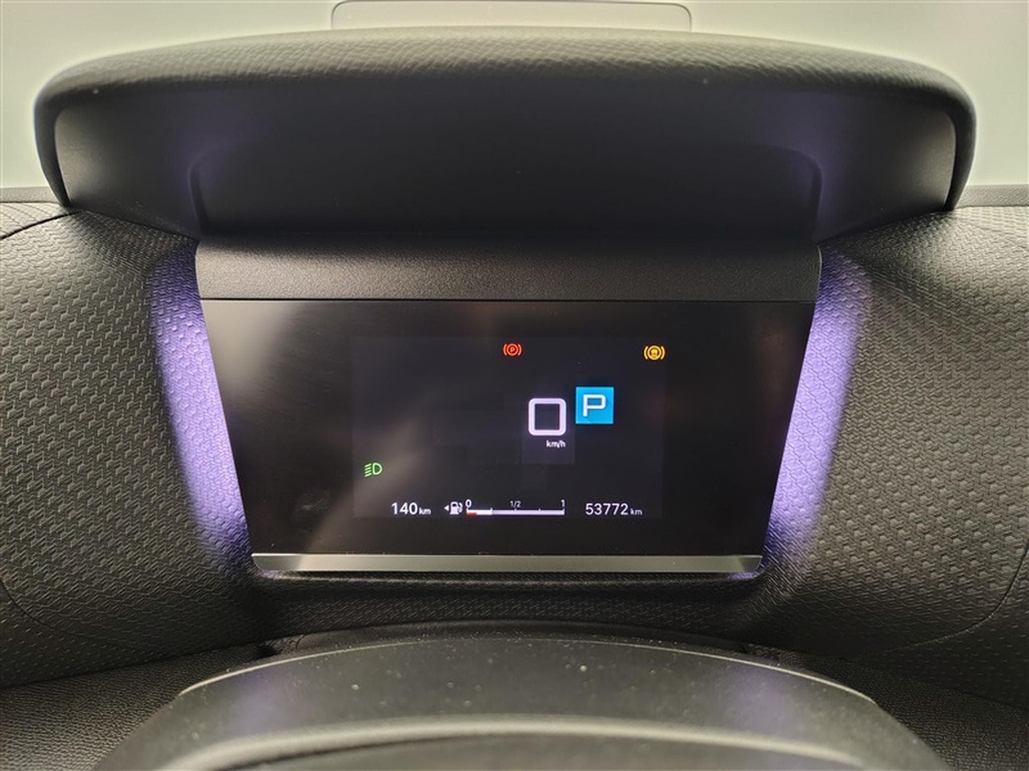 Citroen C4 X 1.2 PureTech 130cv EAT8 Shine NAVI / CARPLAY / CAMERA (2023) - Photo 10