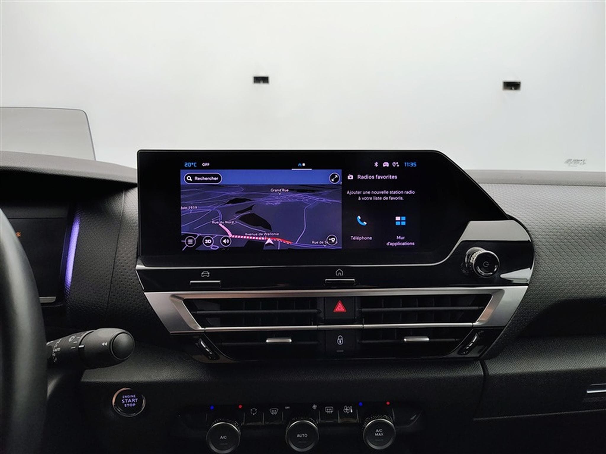 Citroen C4 X 1.2 PureTech 130cv EAT8 Shine NAVI / CARPLAY / CAMERA (2023) - Photo 11