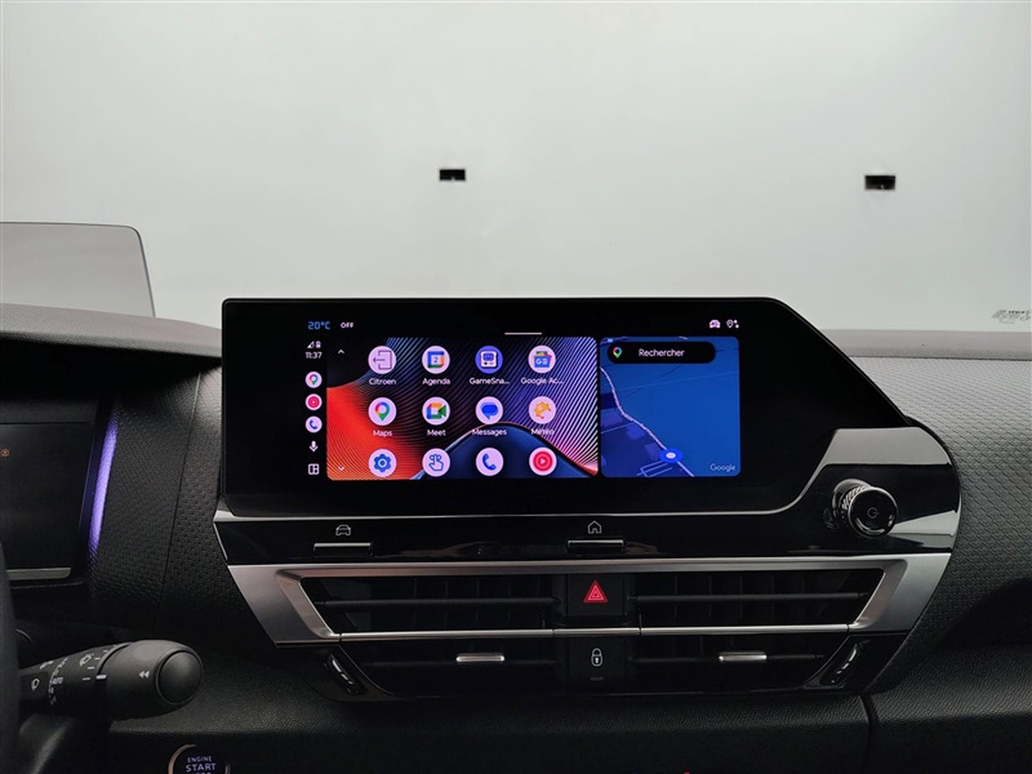 Citroen C4 X 1.2 PureTech 130cv EAT8 Shine NAVI / CARPLAY / CAMERA (2023) - Photo 20