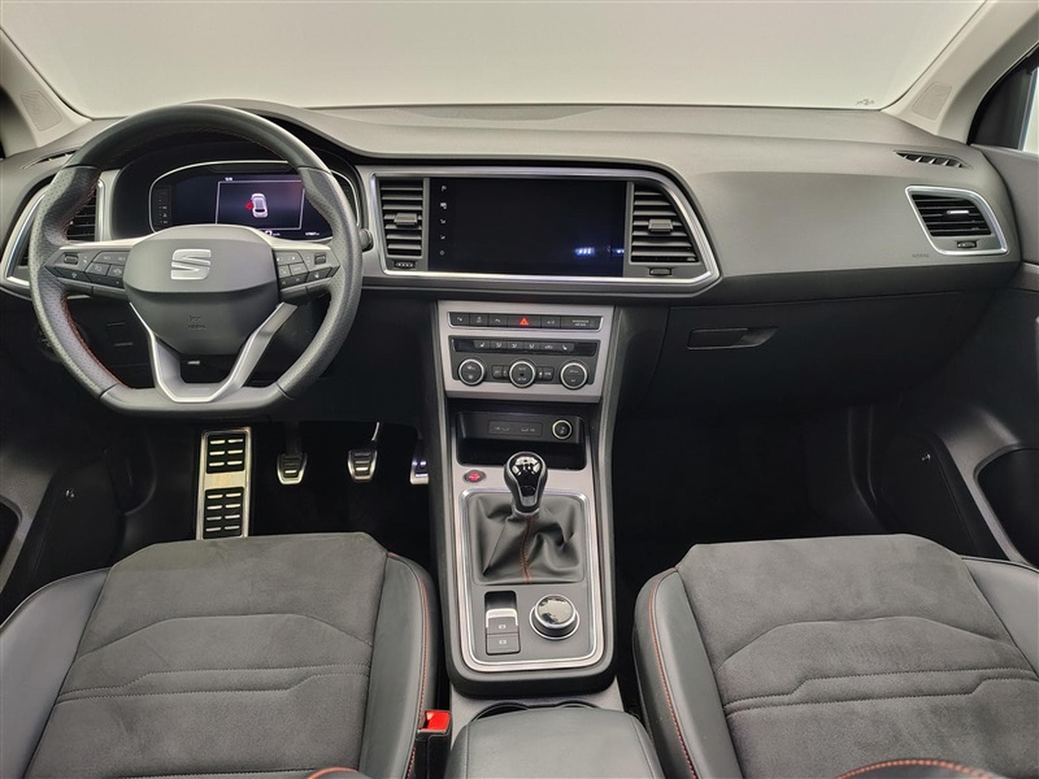 Seat Ateca 2.0 TDI 150cv "FR" NAVI / FULL LED / KEYLESS/ CAMERA / JA 19 (2023) - Photo 8