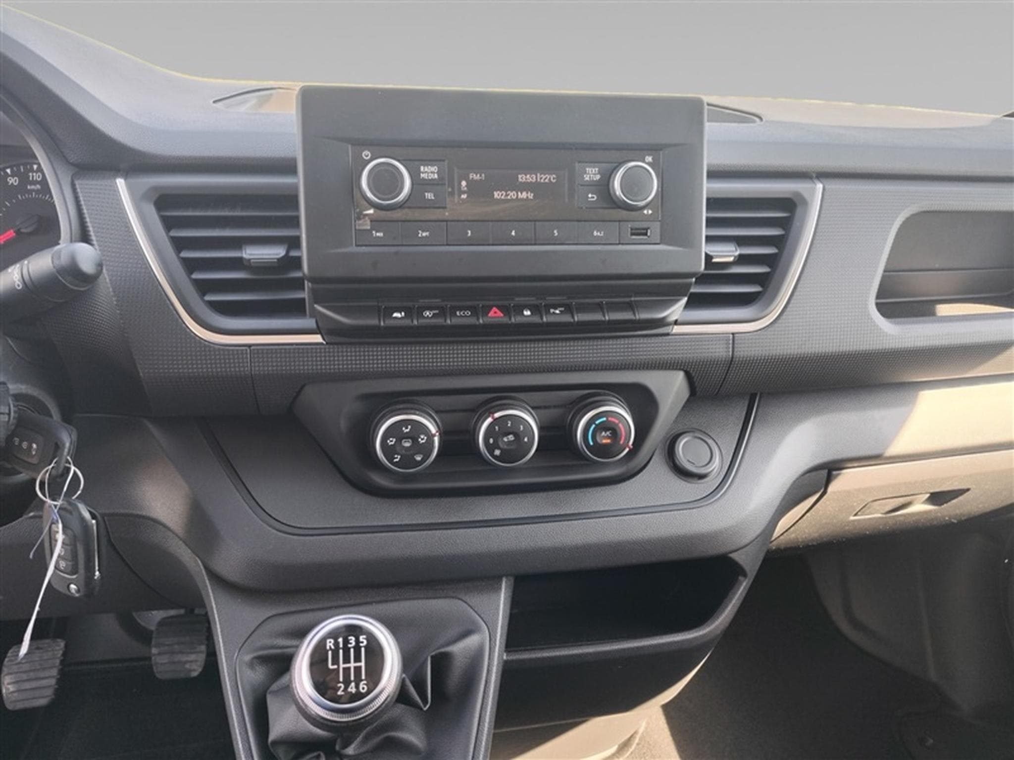 Nissan Primastar 2.0 dCi 30 L2H1 FULL LED / CLIM (2024) - Photo 11
