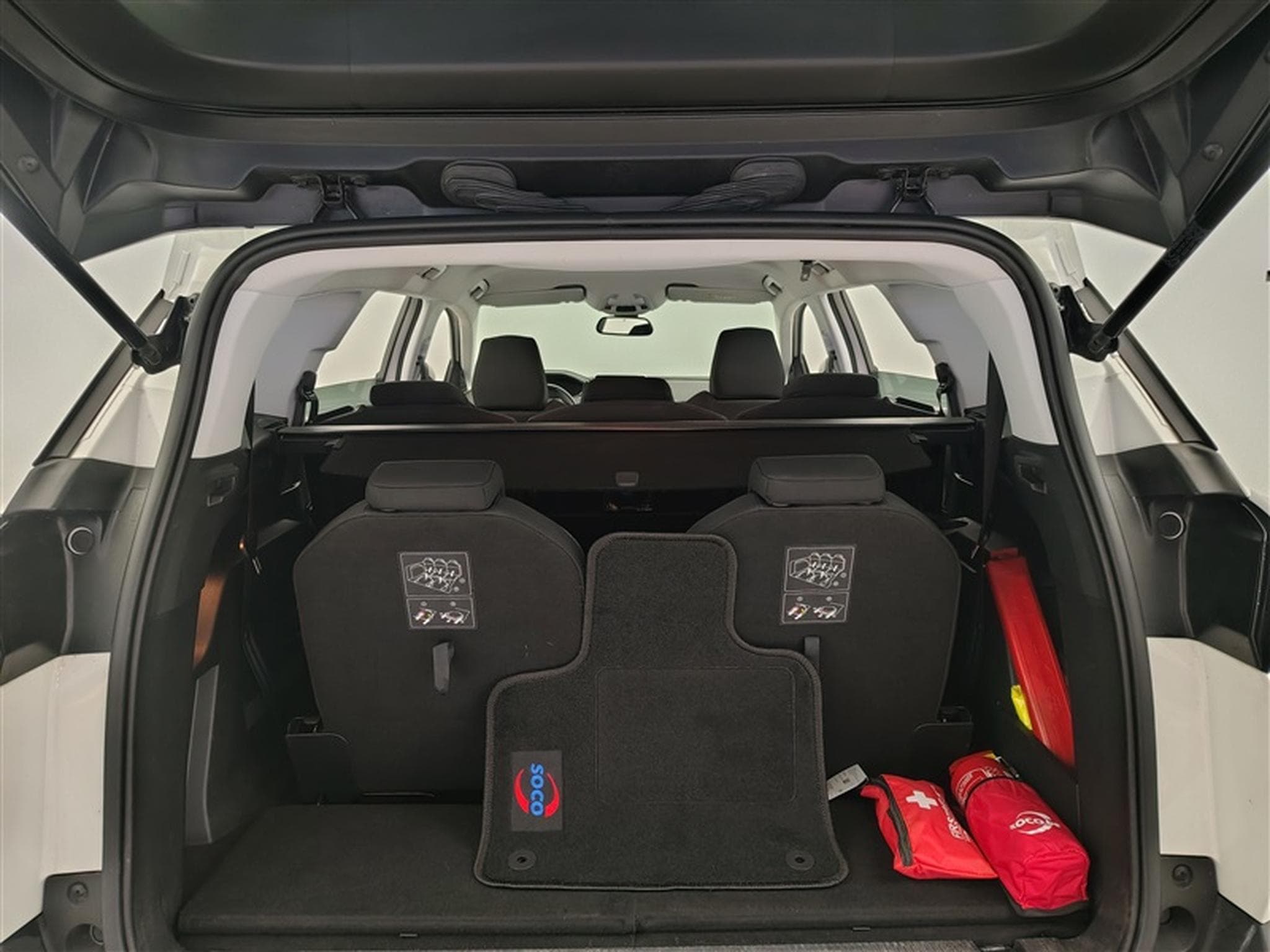 Peugeot 5008 1.2 PureTech 130cv Active 7pl. NAVI / PDC AV+AR / JA 17" (2019) - Photo 14