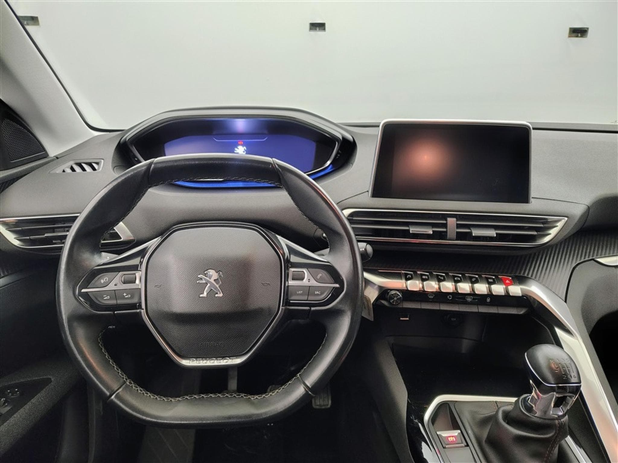 Peugeot 5008 1.2 PureTech 130cv Active 7pl. NAVI / PDC AV+AR / JA 17" (2019) - Photo 9