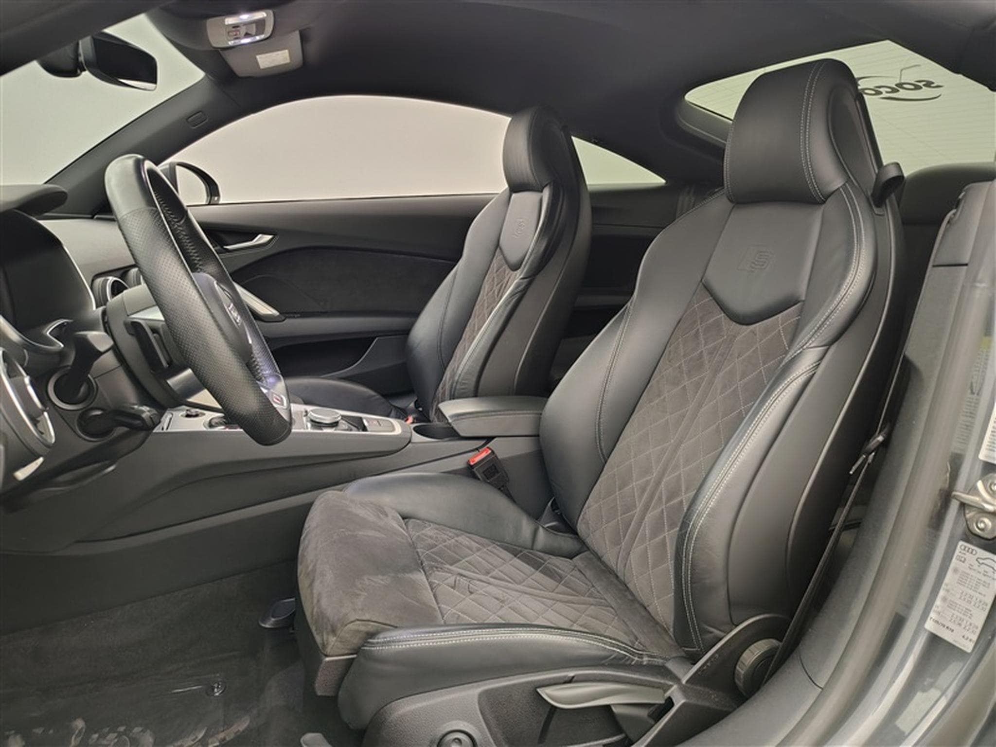 Audi TT Coupé 40 TFSI S-Line NAVI / CAMERA (2019) - Photo 7