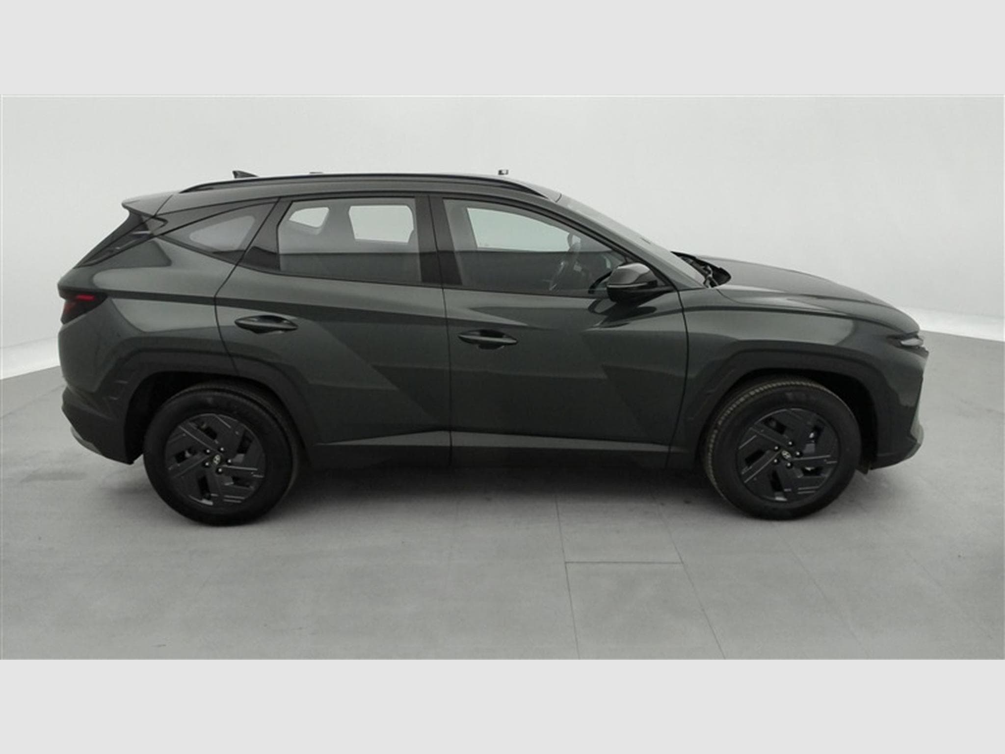 Hyundai Tucson 1.6 T-GDi 150cv DCT Black Edition NAVI / FULL LED / CAMERA (2026) - Photo 22