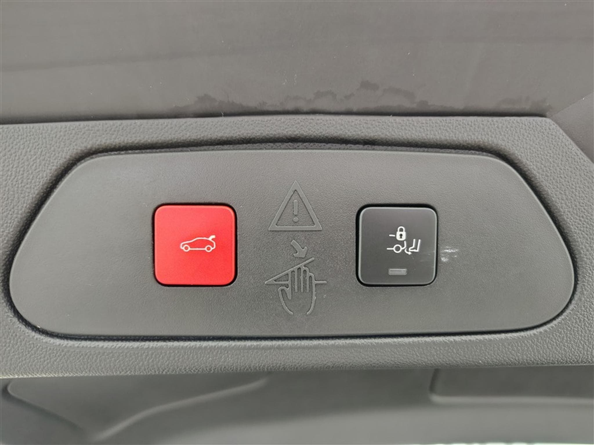 Opel Grandland 1.5 Turbo D AT8 Innovation NAVI / CUIR / FULL LED (2021) - Photo 19