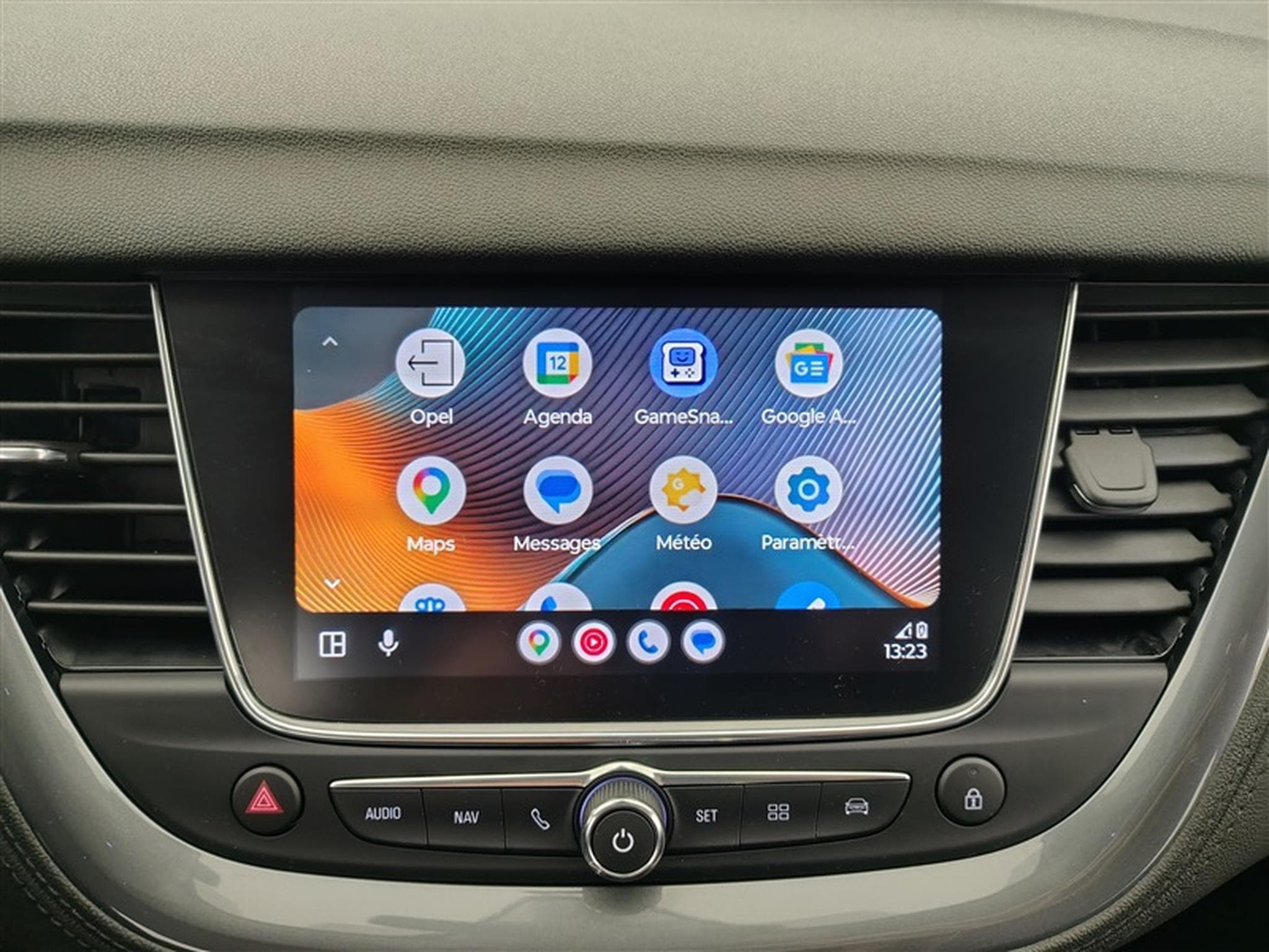 Opel Grandland 1.5 Turbo D AT8 Innovation NAVI / CUIR / FULL LED (2021) - Photo 21
