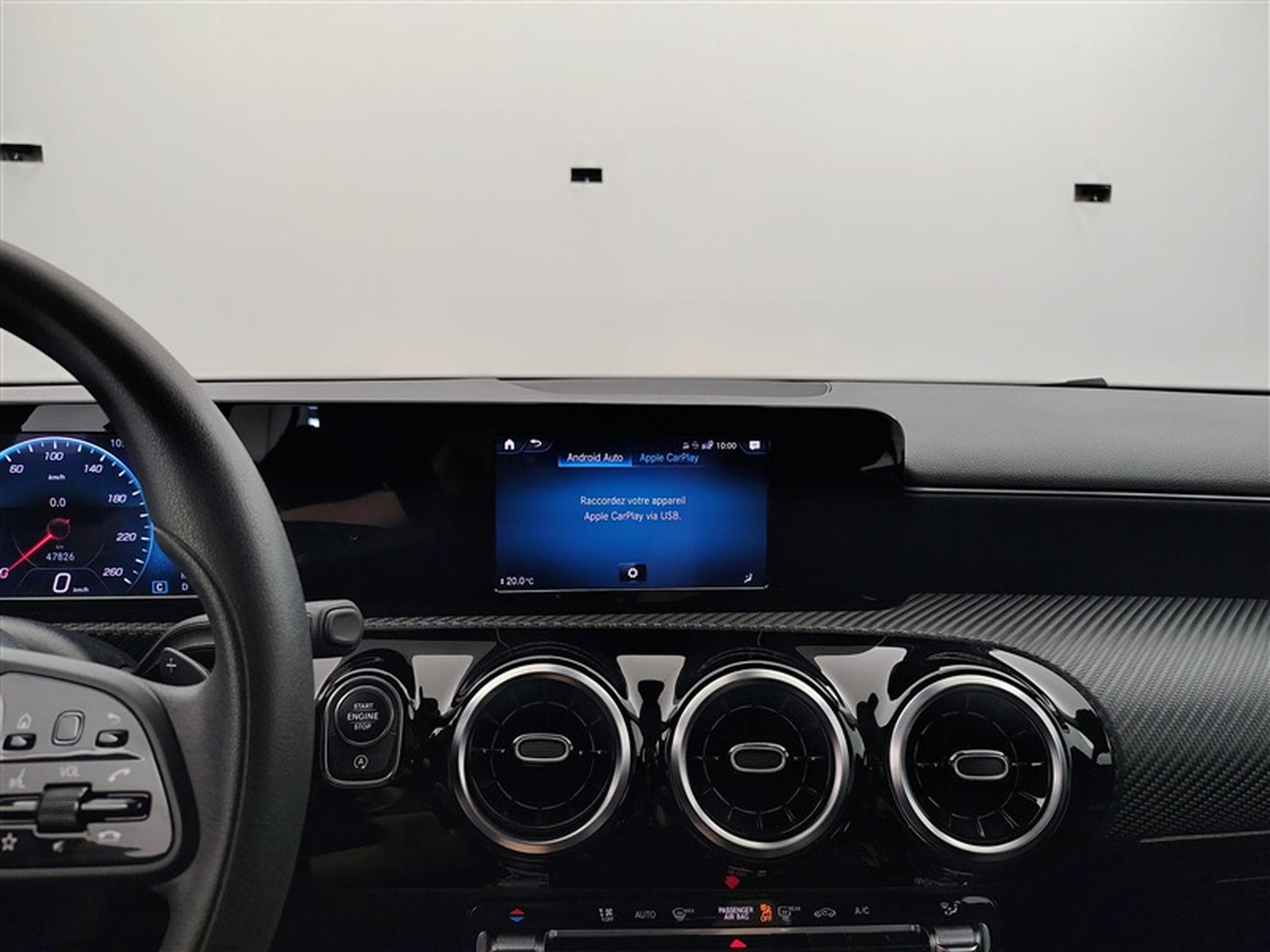 Mercedes CLA 180 Shooting Break AT7 NAVI / S-CUIR / PDC AV-AR (2023) - Photo 20
