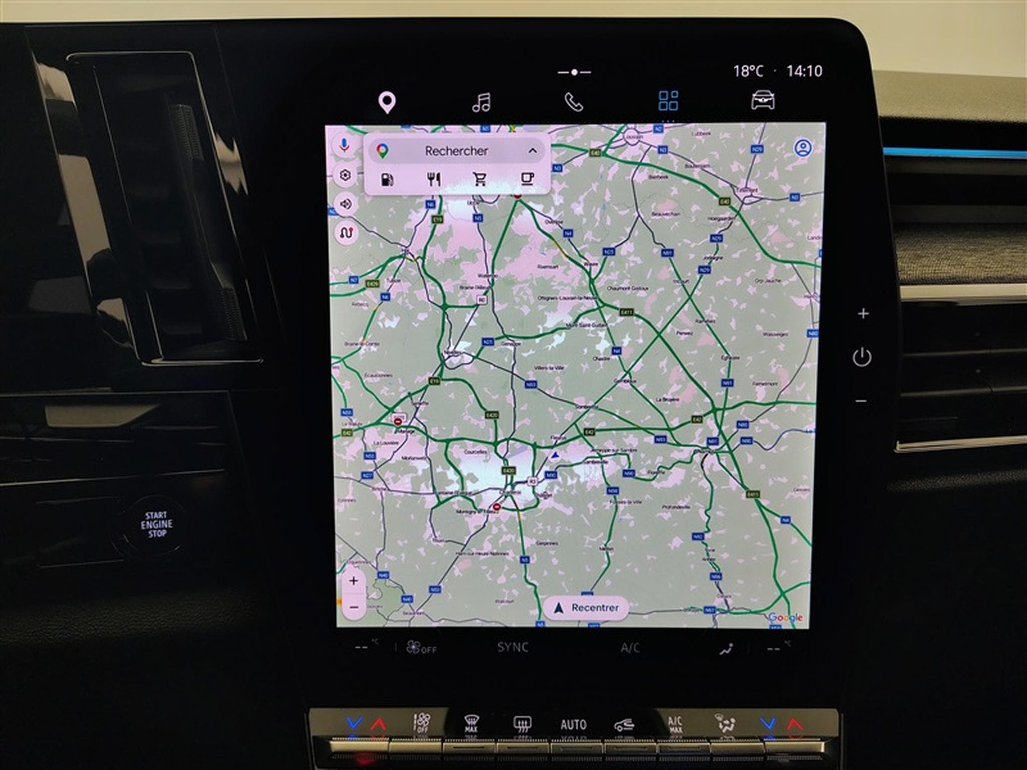 Renault Austral 1.2 E-Tec HEV Techno NAVI / FULL LED / S-CUIR (2024) - Photo 11