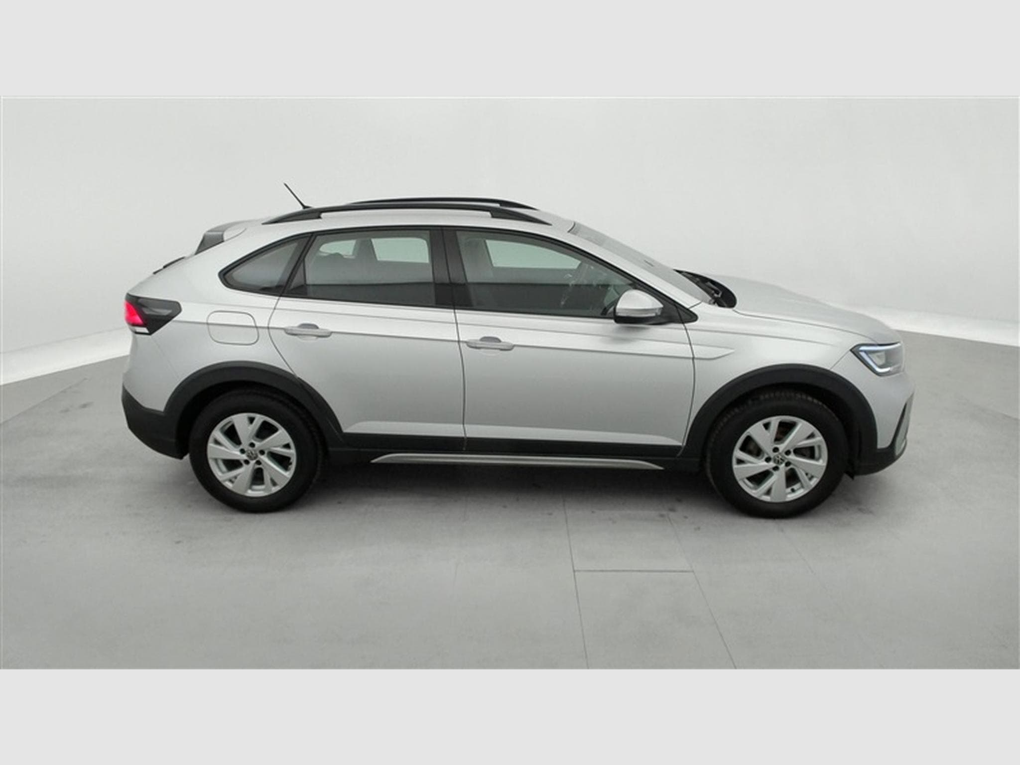 VW Taigo 1.0 TSI 95cv Life *APP CONNECT / FULL LED / CAMERA / JA 16"* (2023) - Photo 24