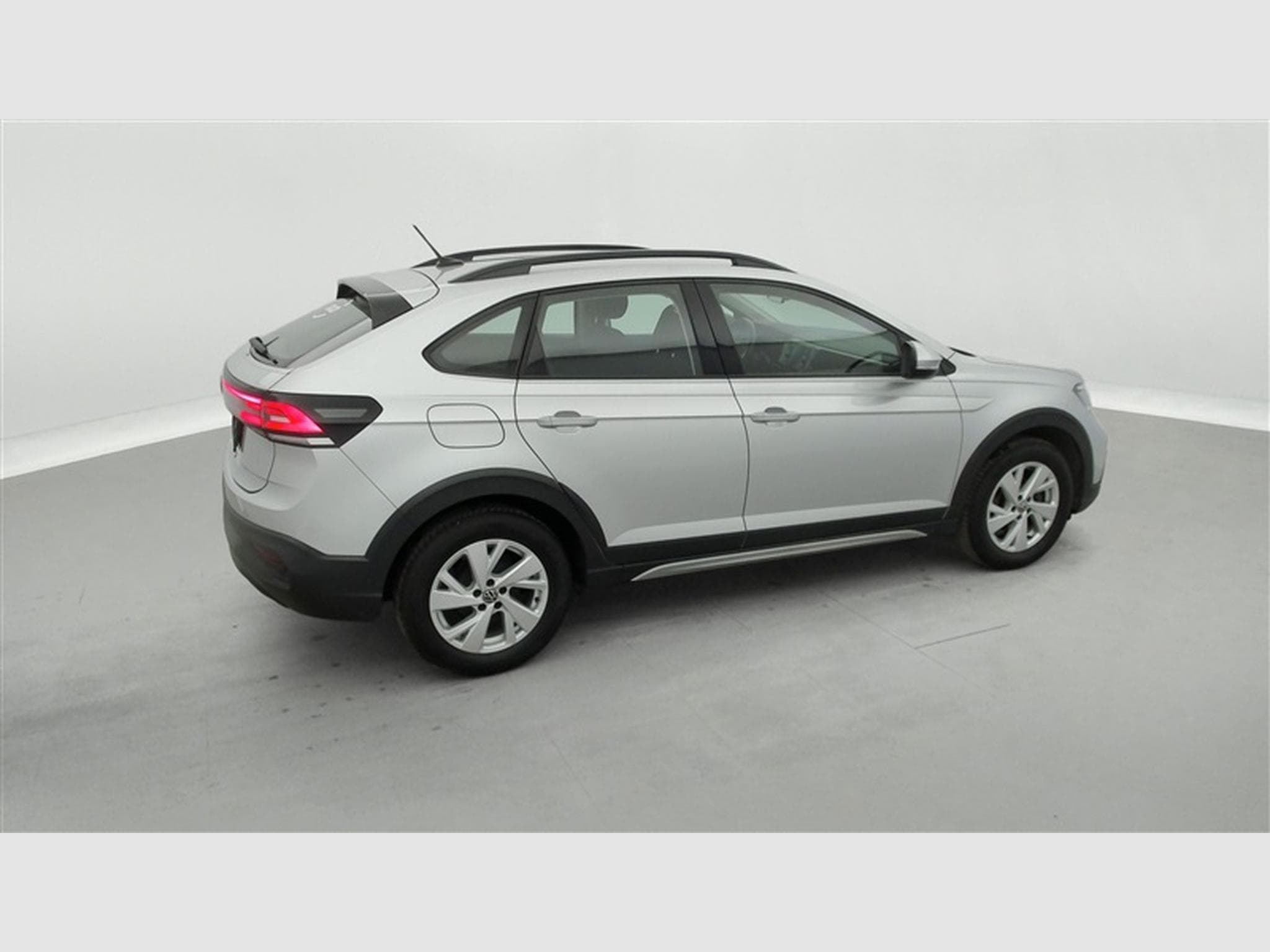 VW Taigo 1.0 TSI 95cv Life *APP CONNECT / FULL LED / CAMERA / JA 16"* (2023) - Photo 25