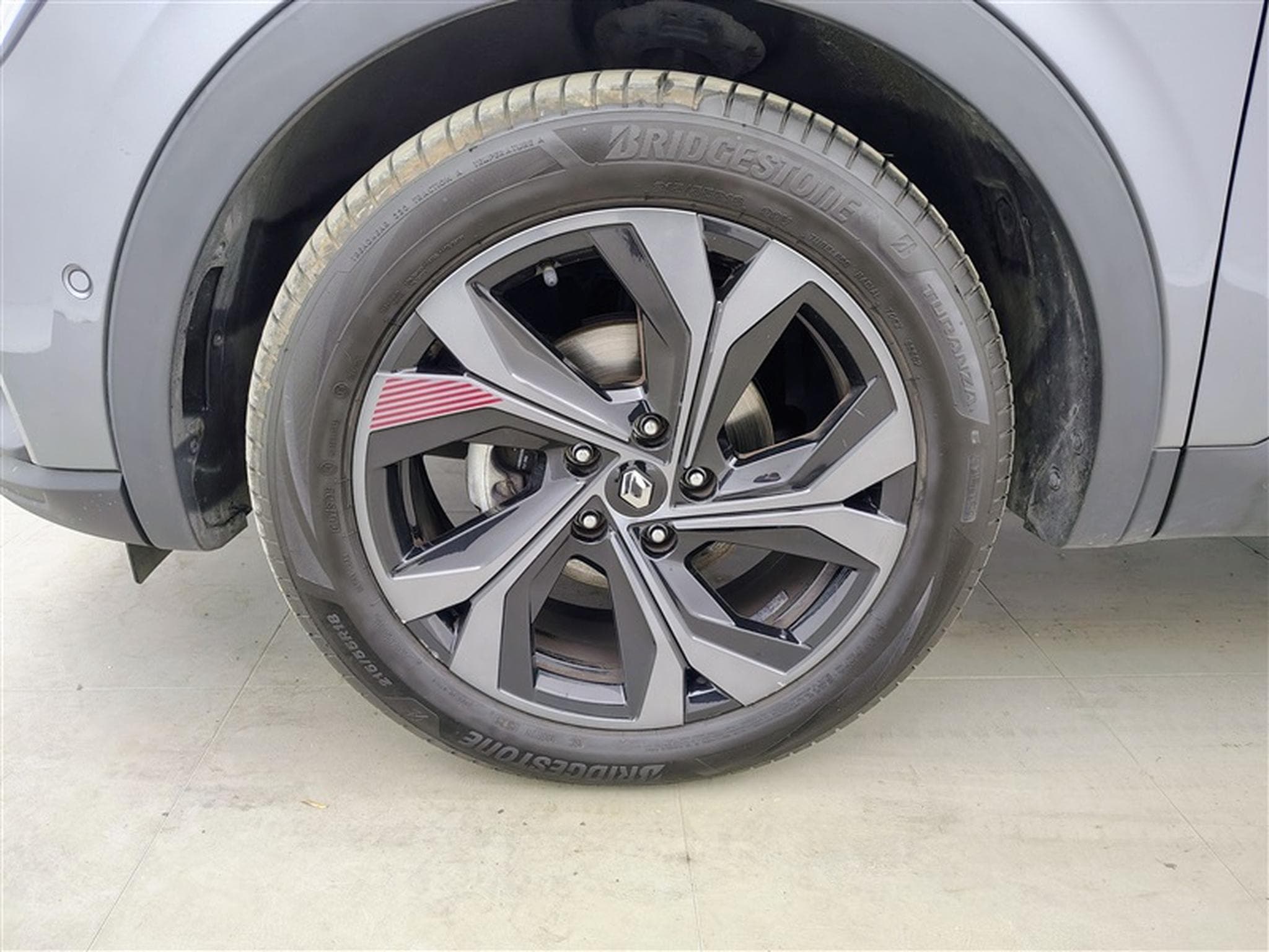 Renault Arkana 1.3 TCe 160Cv EDC RS Line NAVI / CARPLAY / CAMERA / TO PANO (2023) - Photo 6