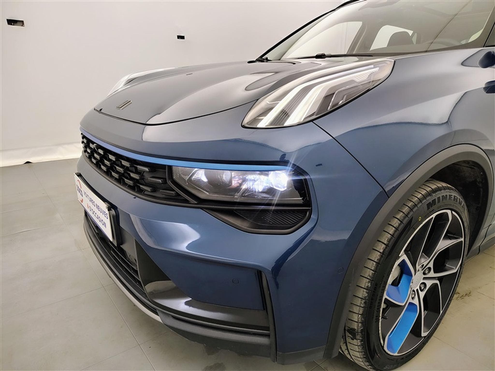 Lynk & Co 01 1.5 Turbo PHEV NAVI / FULL LED / TOIT PANO / CAMERA / JA 20" (2022) - Photo 15