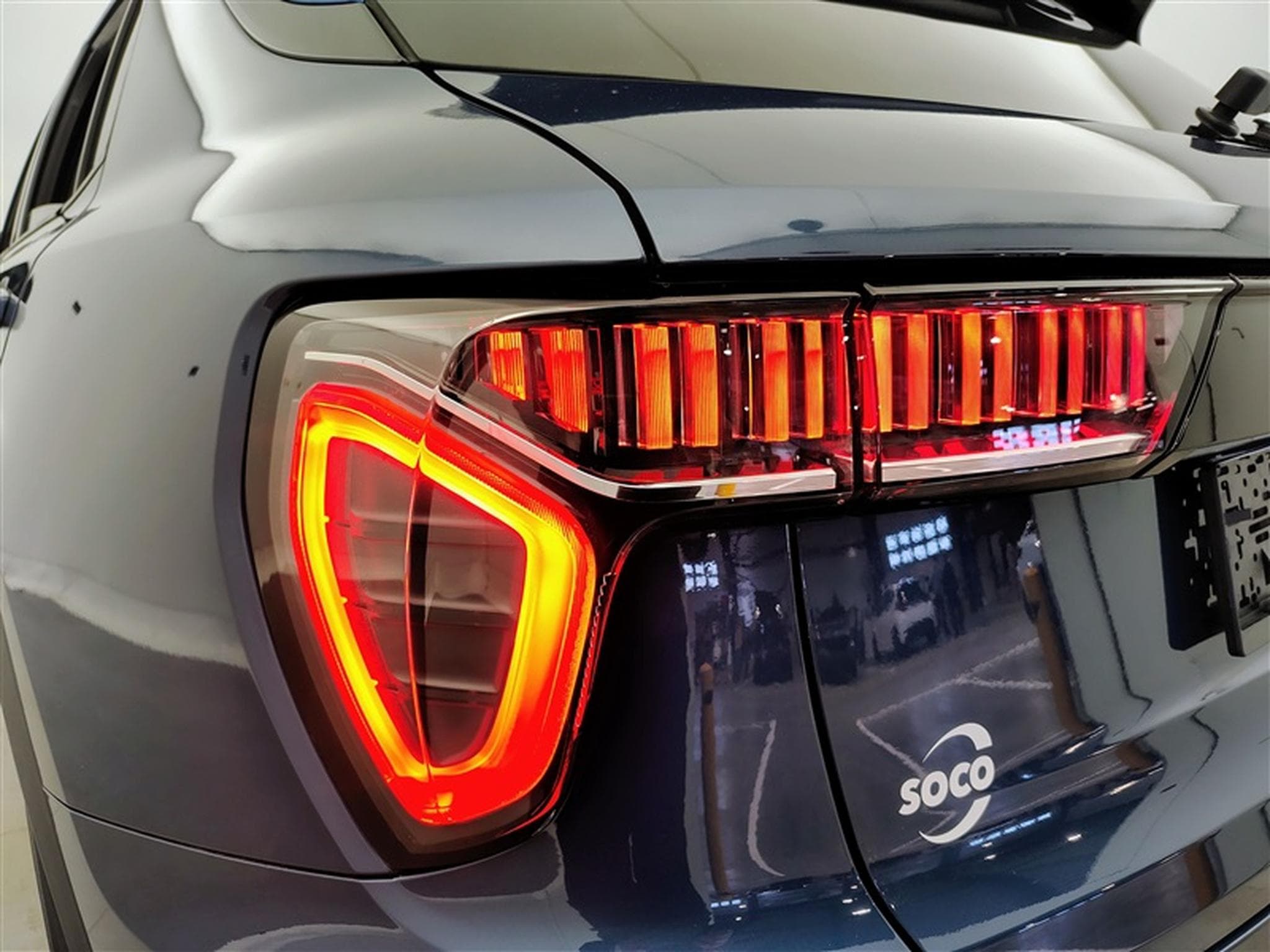 Lynk & Co 01 1.5 Turbo PHEV NAVI / FULL LED / TOIT PANO / CAMERA / JA 20" (2022) - Photo 16