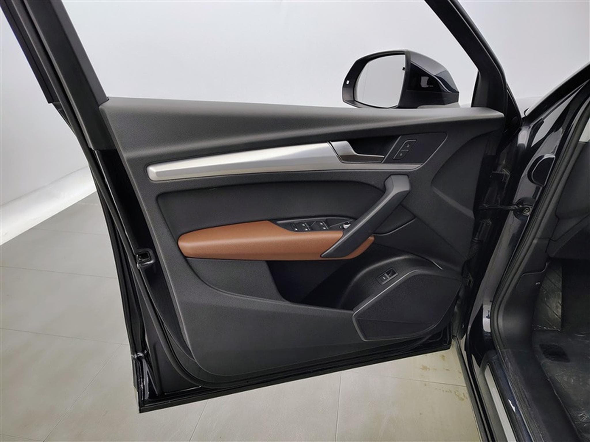 Audi Q5 30 TDi SPORT S tronic CUIR/NAVI/FULL LED/JA18 (2020) - Photo 17