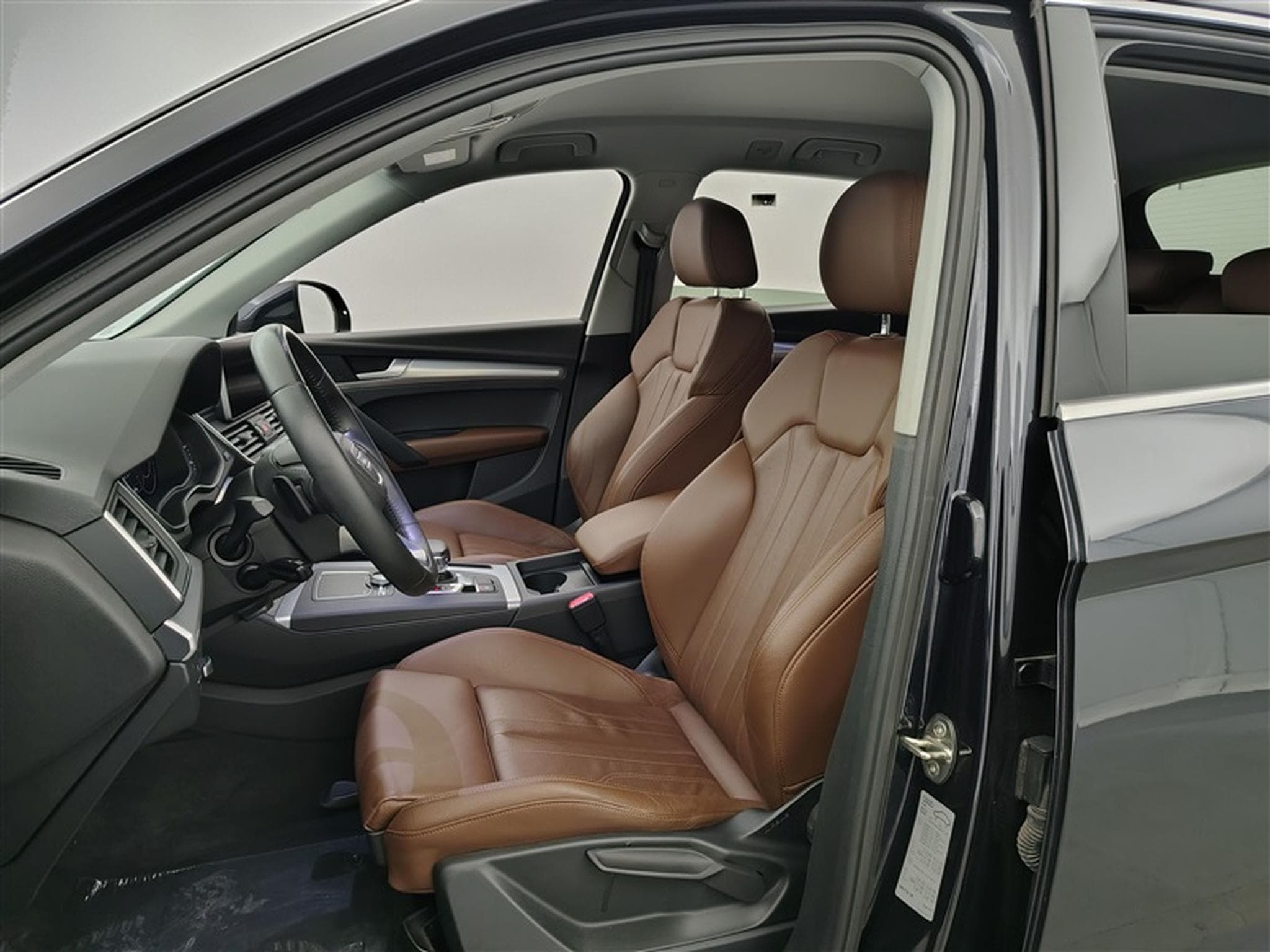 Audi Q5 30 TDi SPORT S tronic CUIR/NAVI/FULL LED/JA18 (2020) - Photo 7