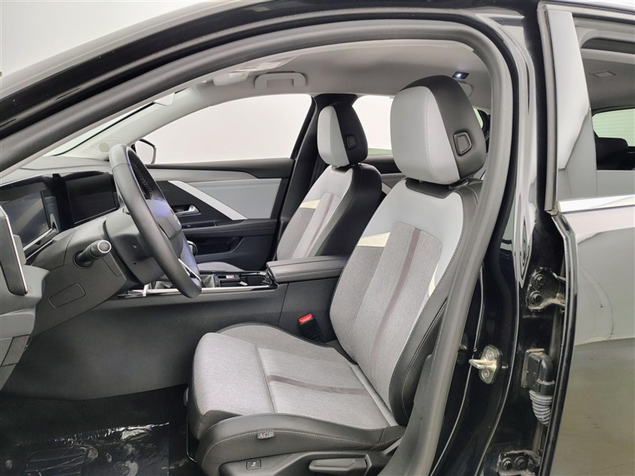 Opel Astra 1.2 Turbo Elegance Navi / FULL Led / PDC av+ar+ camera (2022) - Photo 7