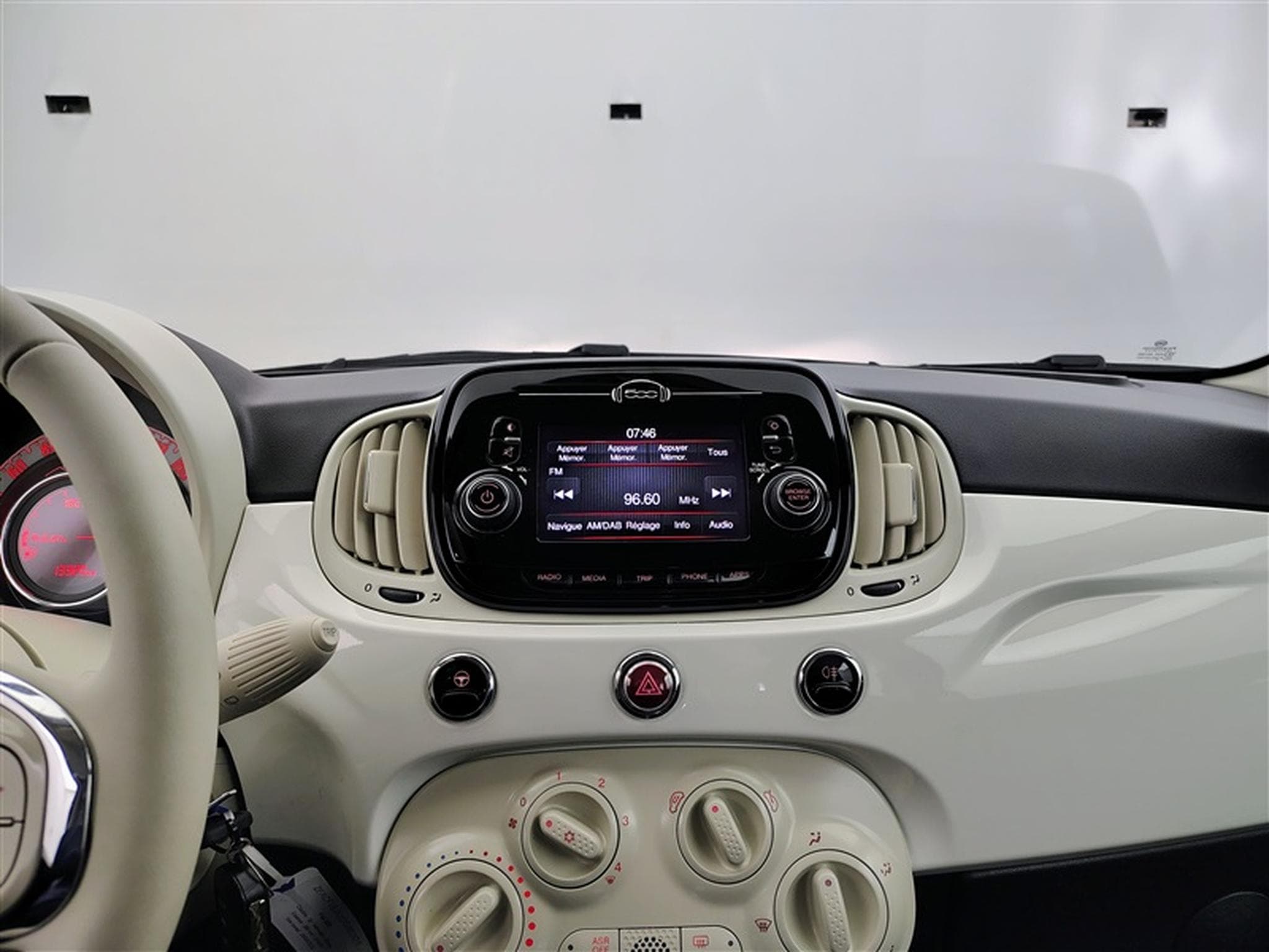 Fiat 500 1.0i MHEV (2022) - Photo 11