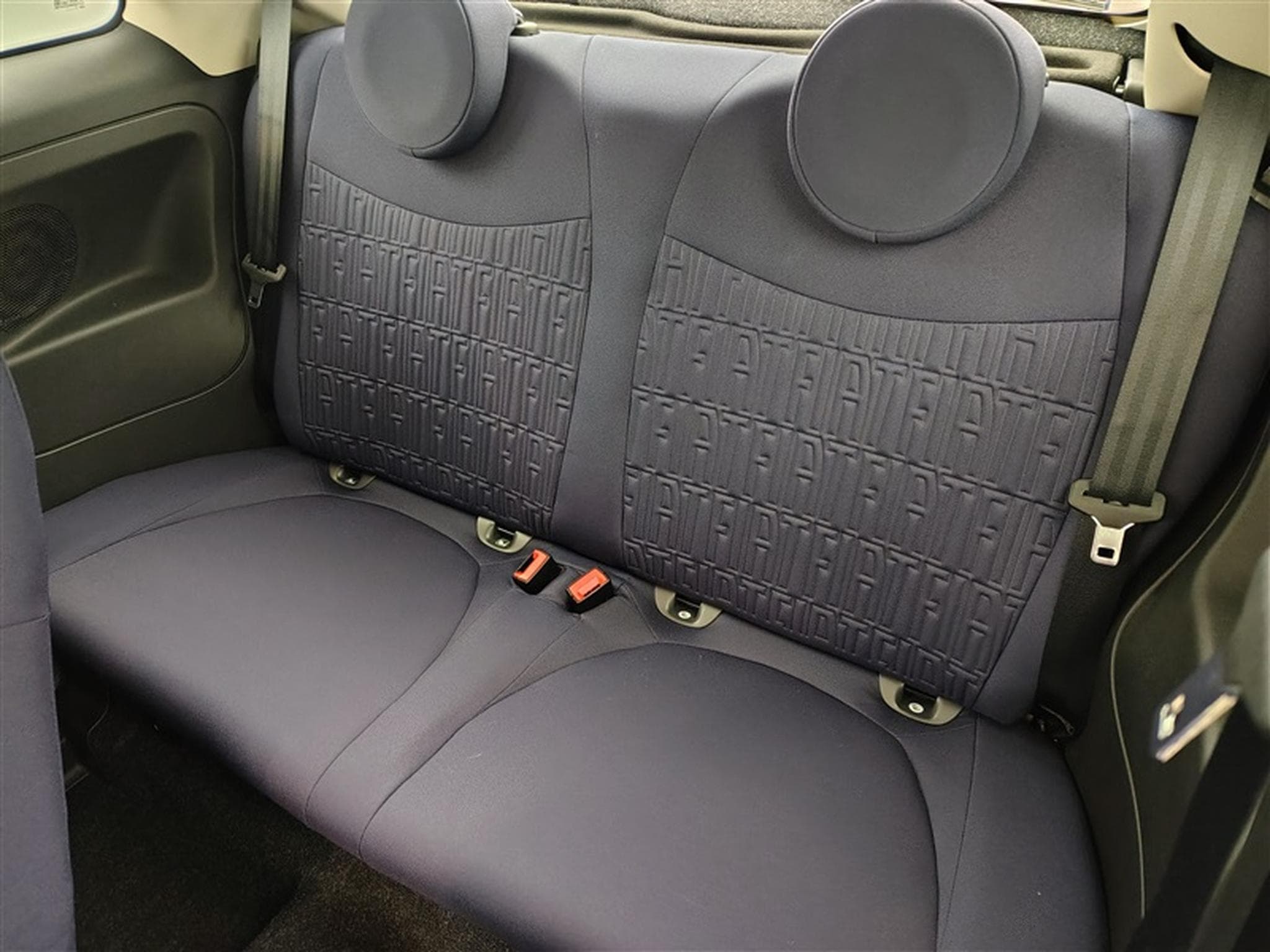 Fiat 500 1.0i MHEV (2022) - Photo 13