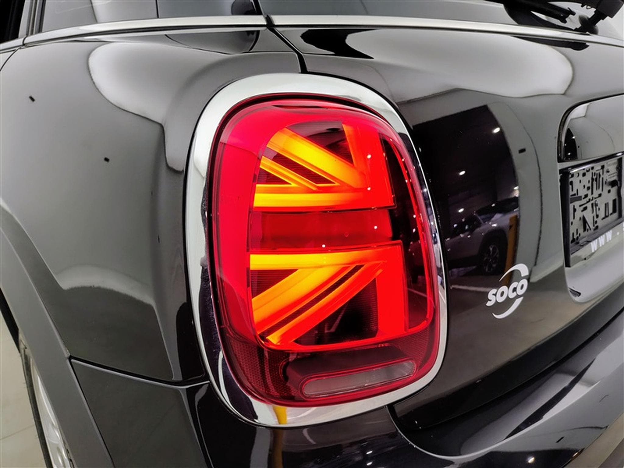 MINI Cooper 1.5A Cooper AUTO / NAVI PRO / FULL LED / ALU (2023) - Photo 16