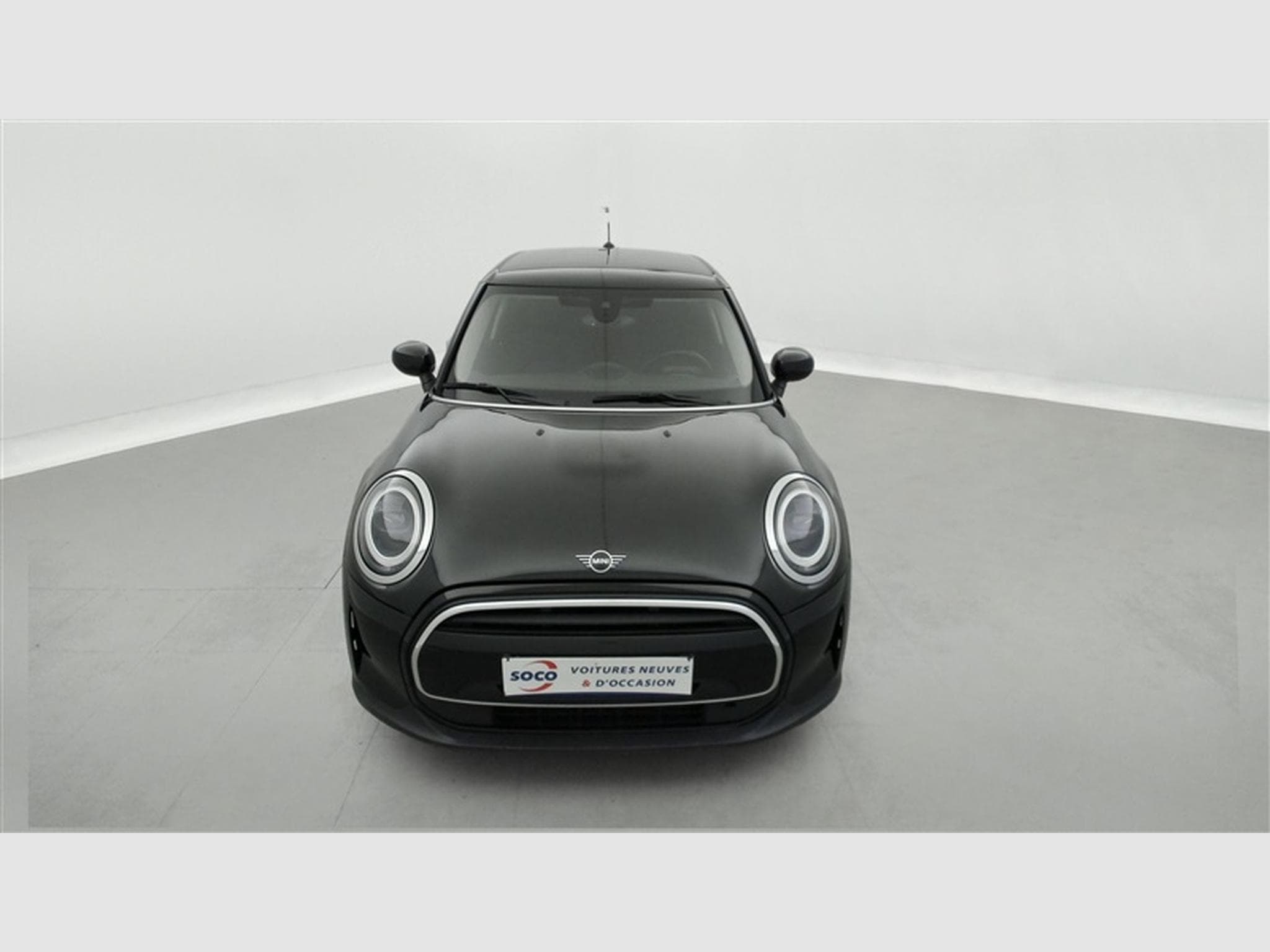 MINI Cooper 1.5A Cooper AUTO / NAVI PRO / FULL LED / ALU (2023) - Photo 4