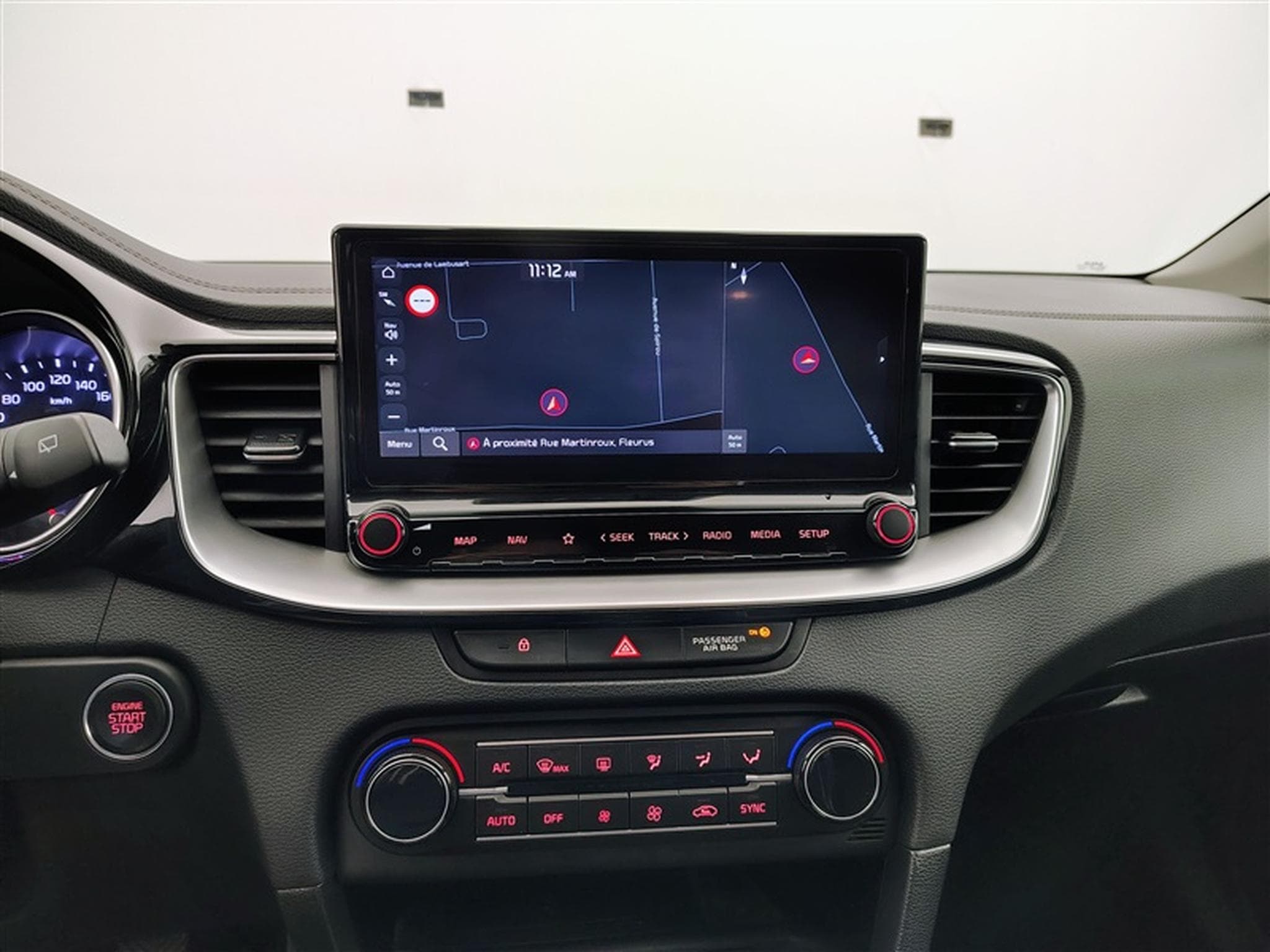 Kia XCeed 1.0 T-GDi 120cv Pulse NAVI 8" / FULL LED / CAMERA / JA 16" (2024) - Photo 11