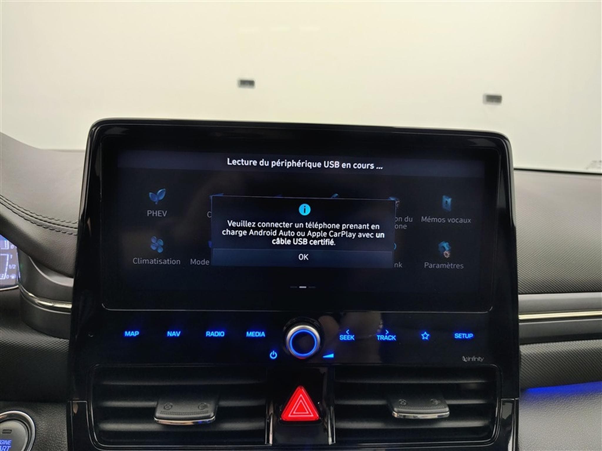 Hyundai Ioniq 1.6 GDi PHEV Executive NAVI / FULL LED / CUIR / CAMERA (2020) - Photo 20