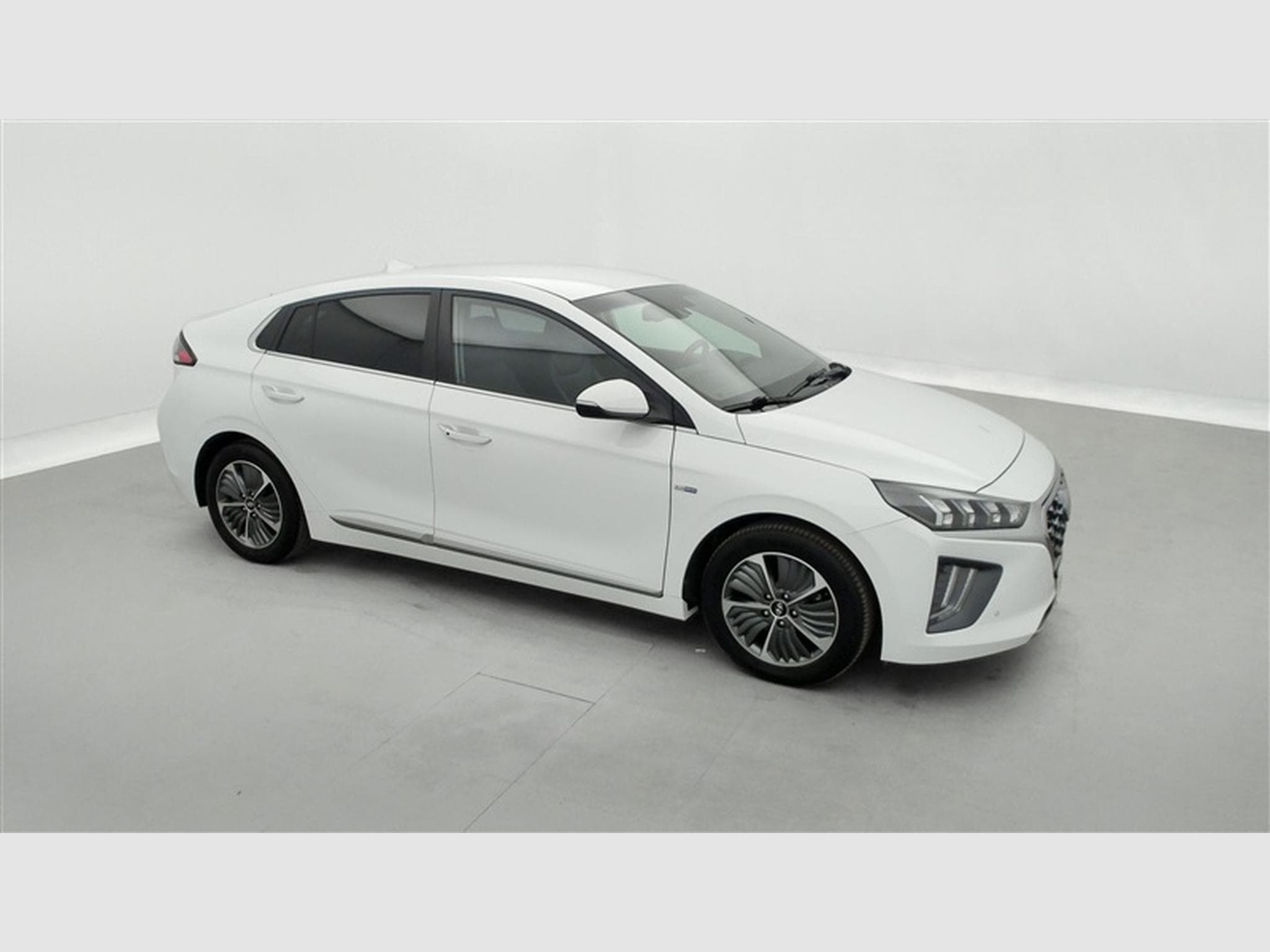 Hyundai Ioniq 1.6 GDi PHEV Executive NAVI / FULL LED / CUIR / CAMERA (2020) - Photo 23