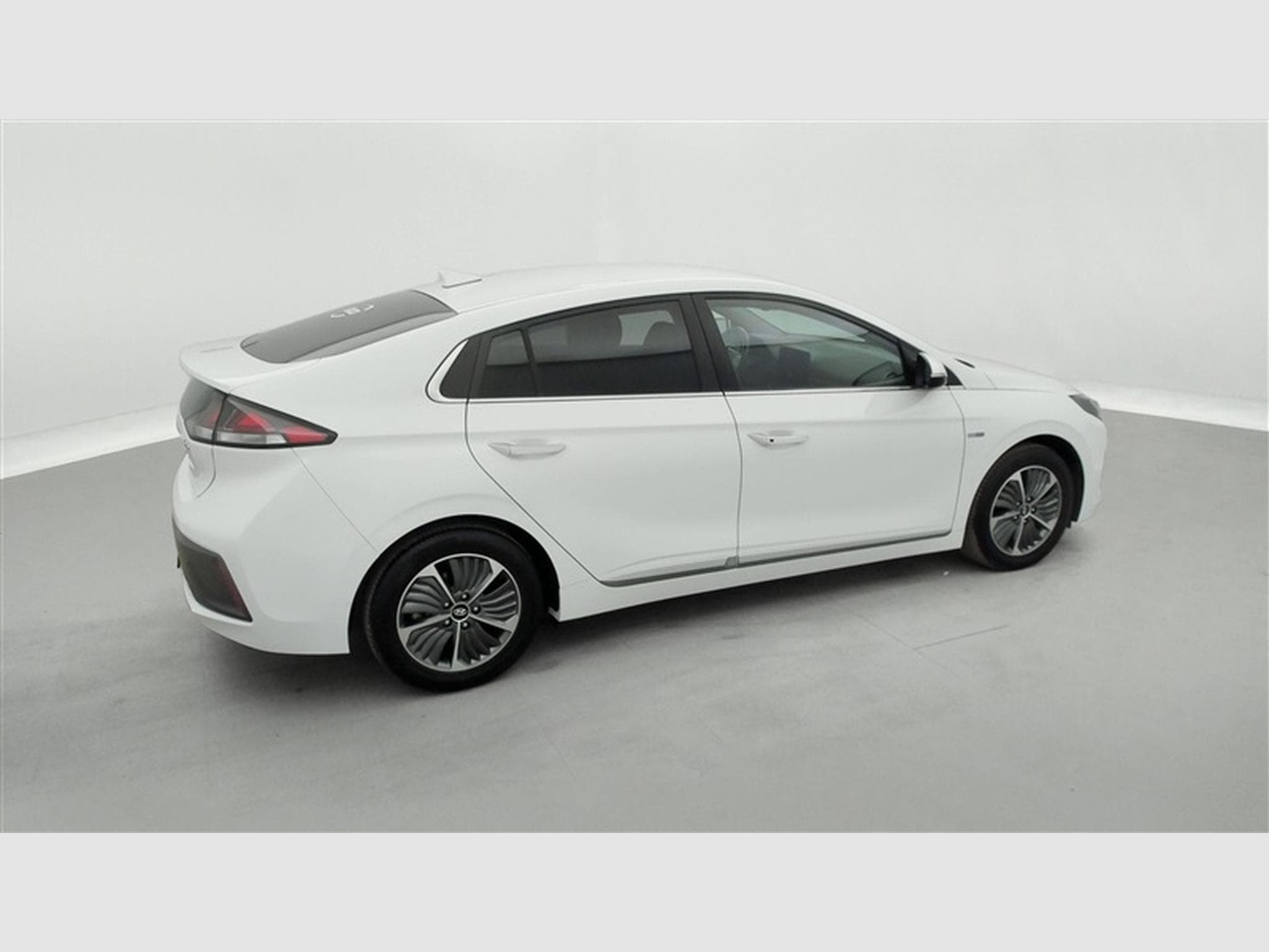 Hyundai Ioniq 1.6 GDi PHEV Executive NAVI / FULL LED / CUIR / CAMERA (2020) - Photo 25