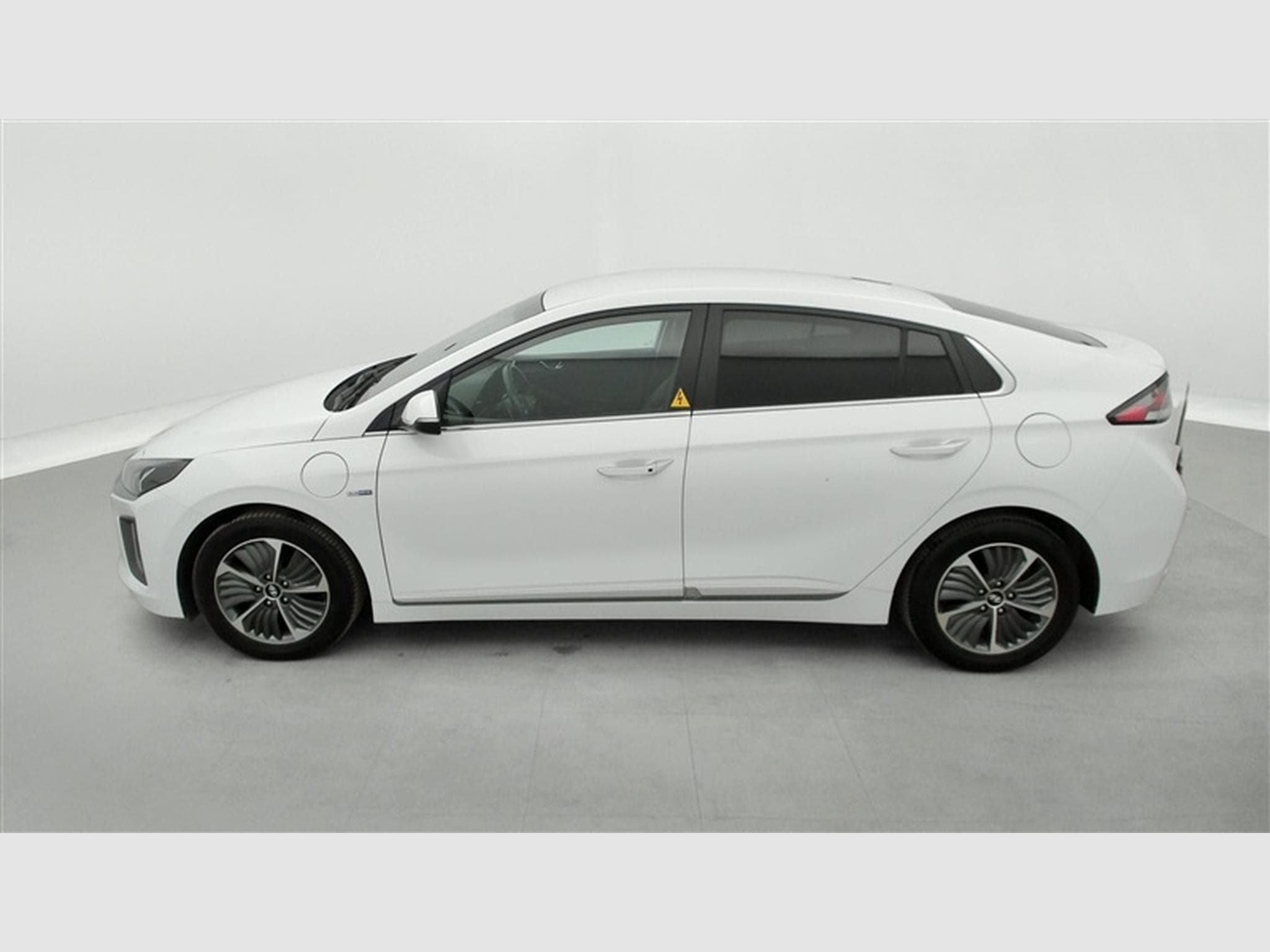 Hyundai Ioniq 1.6 GDi PHEV Executive NAVI / FULL LED / CUIR / CAMERA (2020) - Photo 3