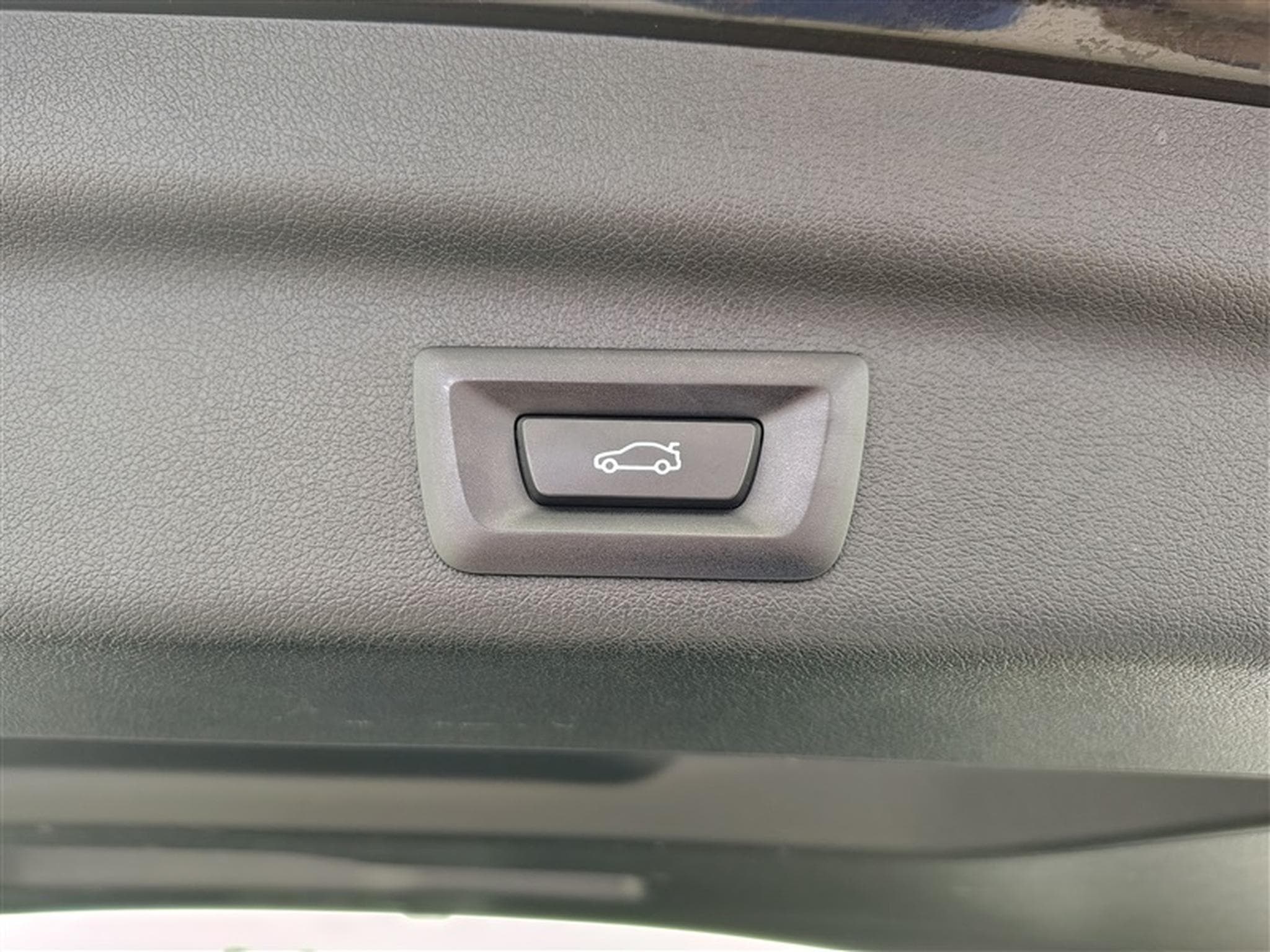 BMW 218 218IA Active Tourer NAVI / FULL LED / ALU (2023) - Photo 19