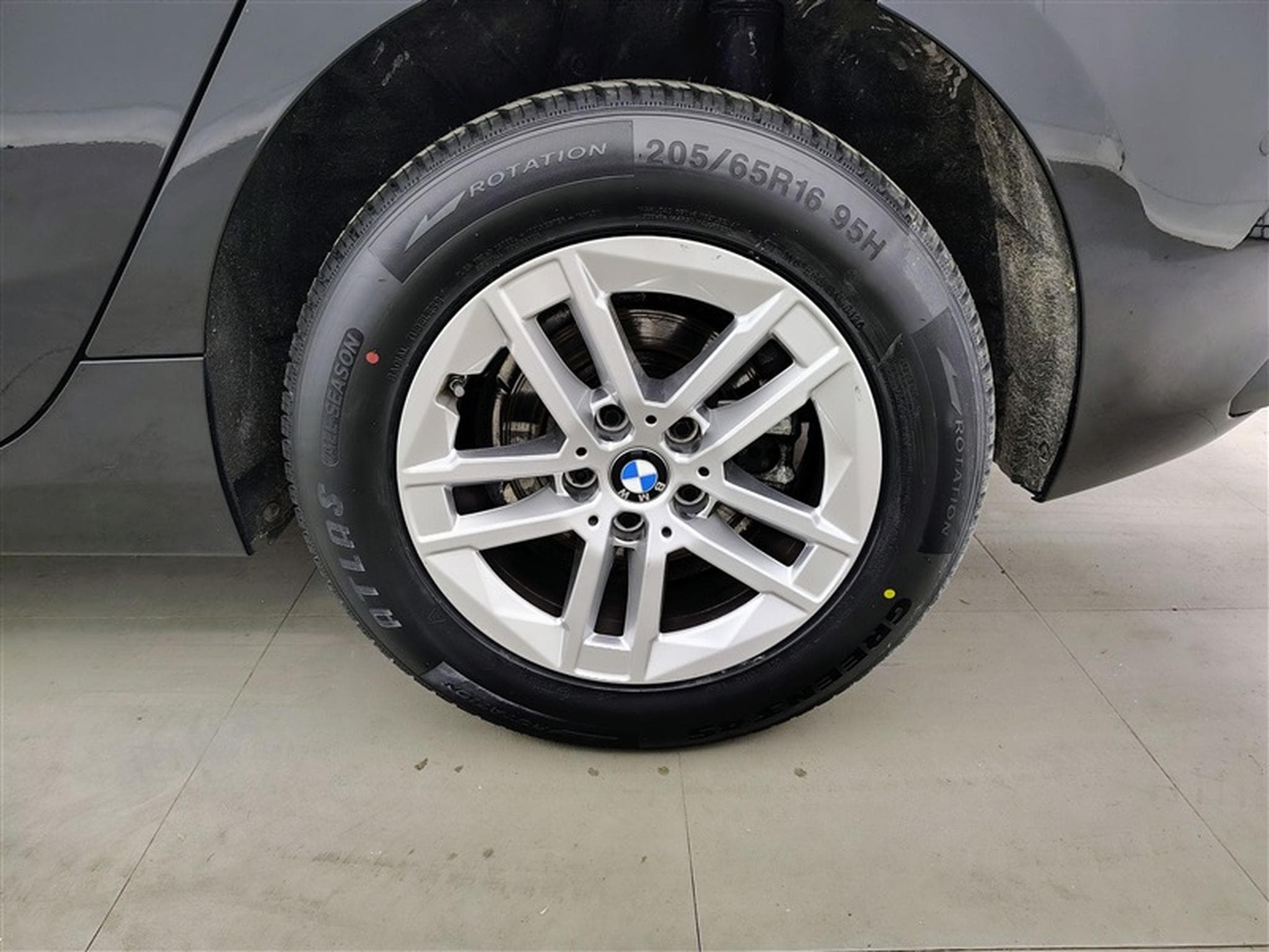 BMW 218 218IA Active Tourer NAVI / FULL LED / ALU (2023) - Photo 6