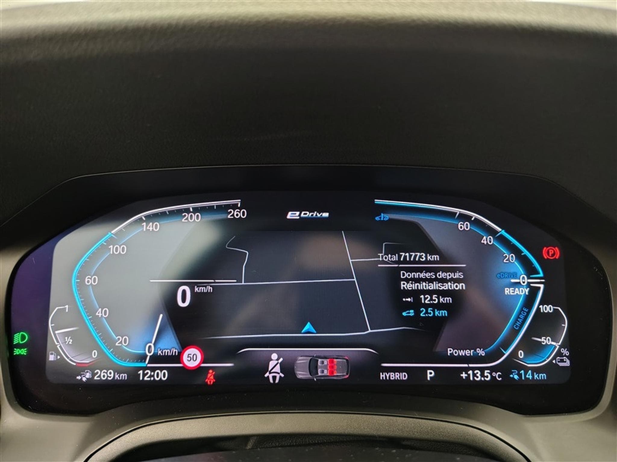 BMW 320 320eA PHEV Business NAVI/FULL LED/JA/PDC AV AR/CARPLAY (2021) - Photo 10
