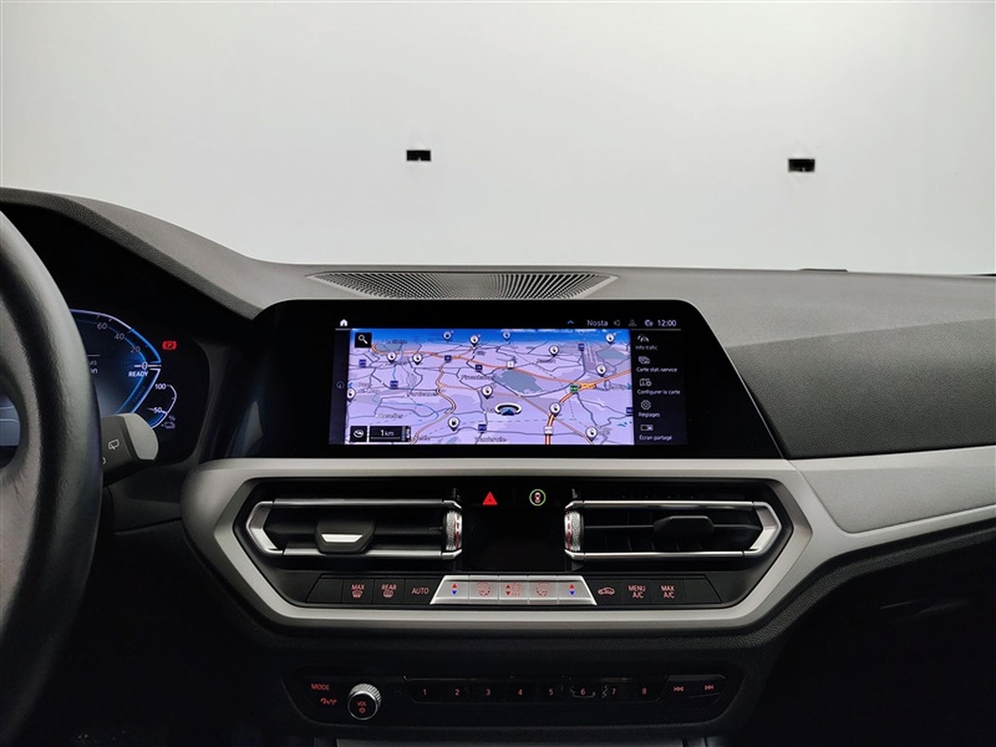 BMW 320 320eA PHEV Business NAVI/FULL LED/JA/PDC AV AR/CARPLAY (2021) - Photo 11