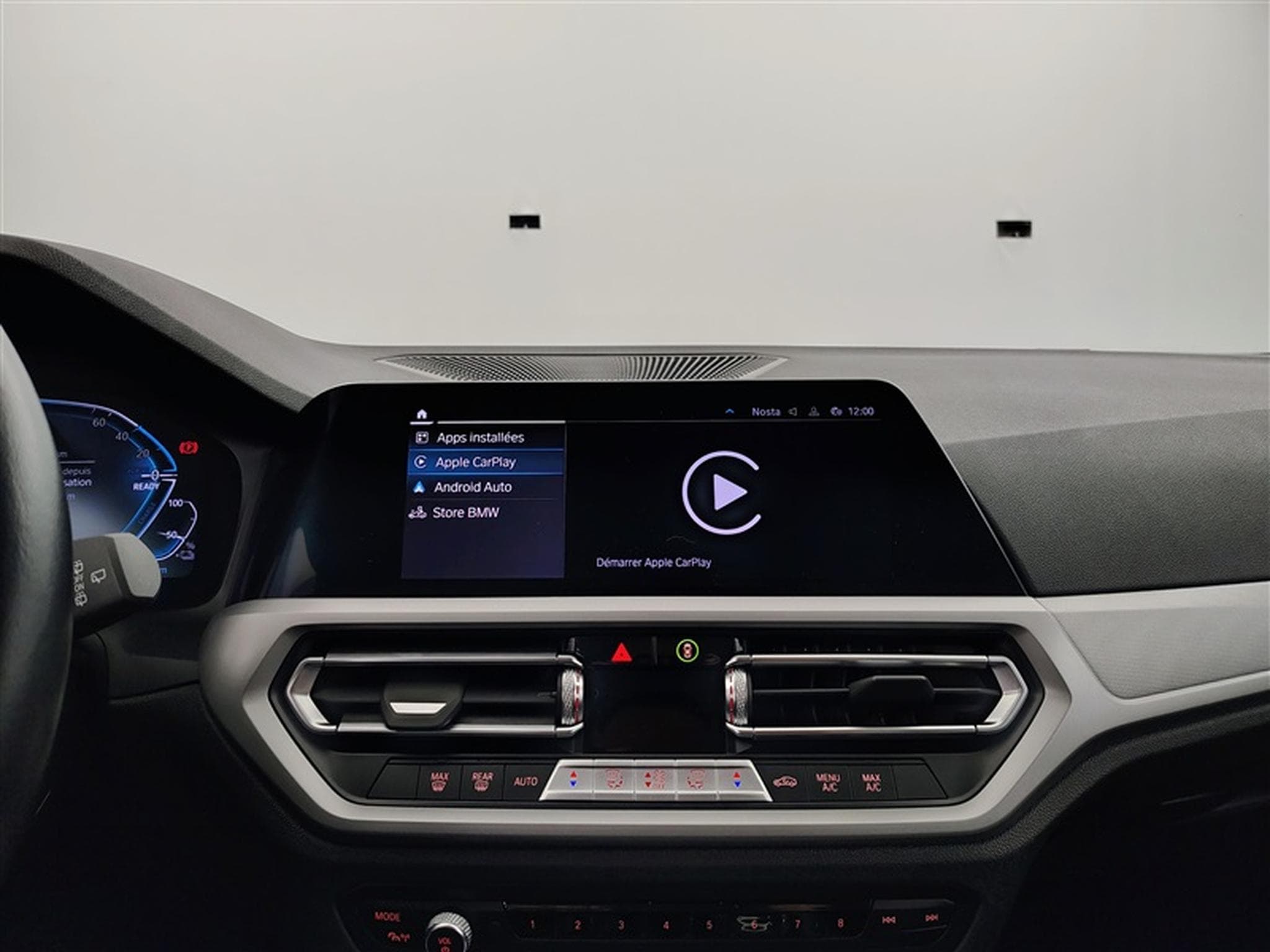 BMW 320 320eA PHEV Business NAVI/FULL LED/JA/PDC AV AR/CARPLAY (2021) - Photo 23